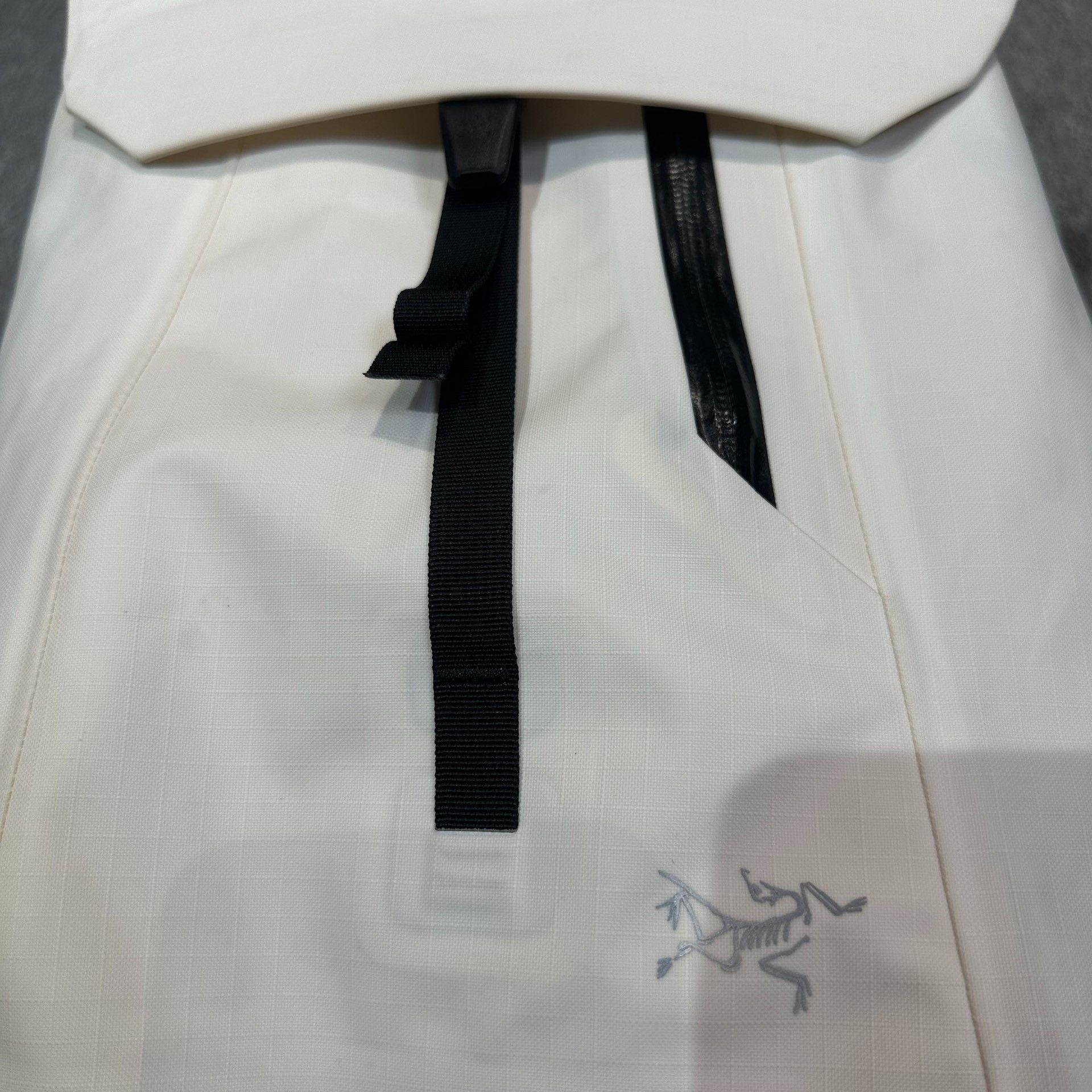 Arc'teryx Arc'teryx White Bag one size Men Size ONE SIZE - 5 Thumbnail