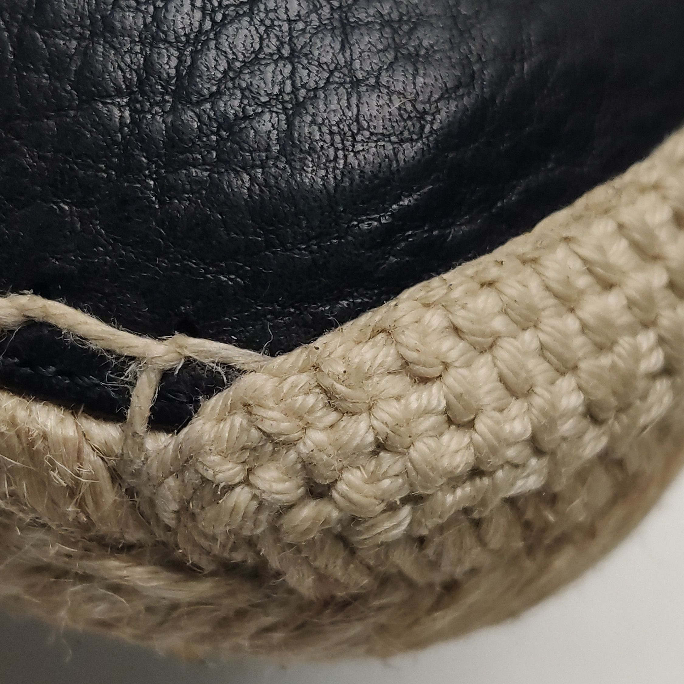 Saint Laurent Paris Saint Laurent Monogram Leather Espadrilles 41 Size US 8 / EU 41 - 8 Thumbnail
