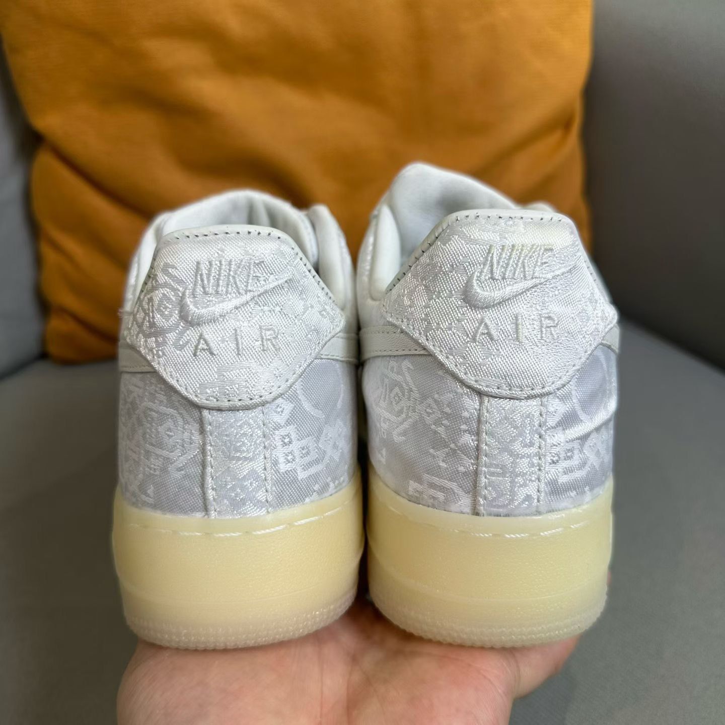 Nike Nike AIR FORCE 1 White Lowtop Sneakers 9.5 Men Size US 9.5 / EU 42-43 - 3 Thumbnail