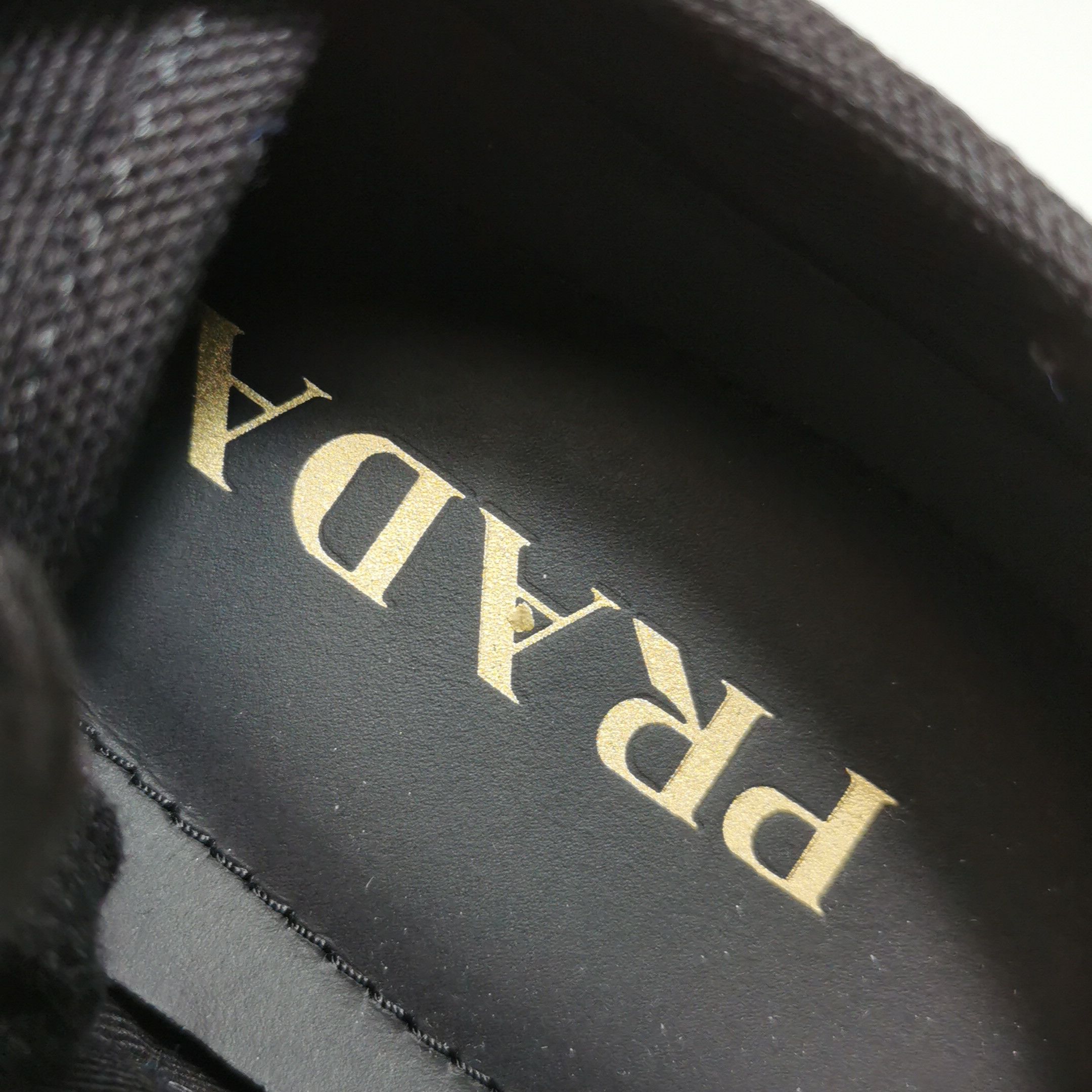 Prada Prada Canvas Low-Top Sneakers EU 40.5 Size US 7 / EU 40 - 10 Thumbnail