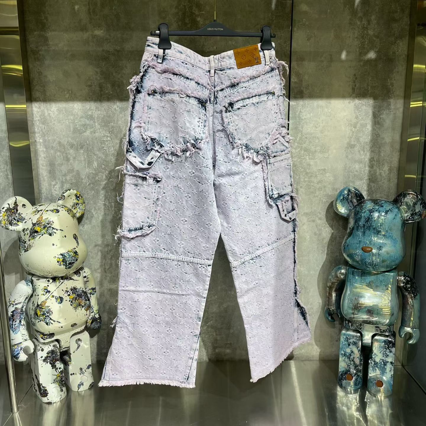 Louis Vuitton Louis Vuitton Distressed Purple Denim Jeans 32 Men Size US 32 / EU 48 - 2 Thumbnail