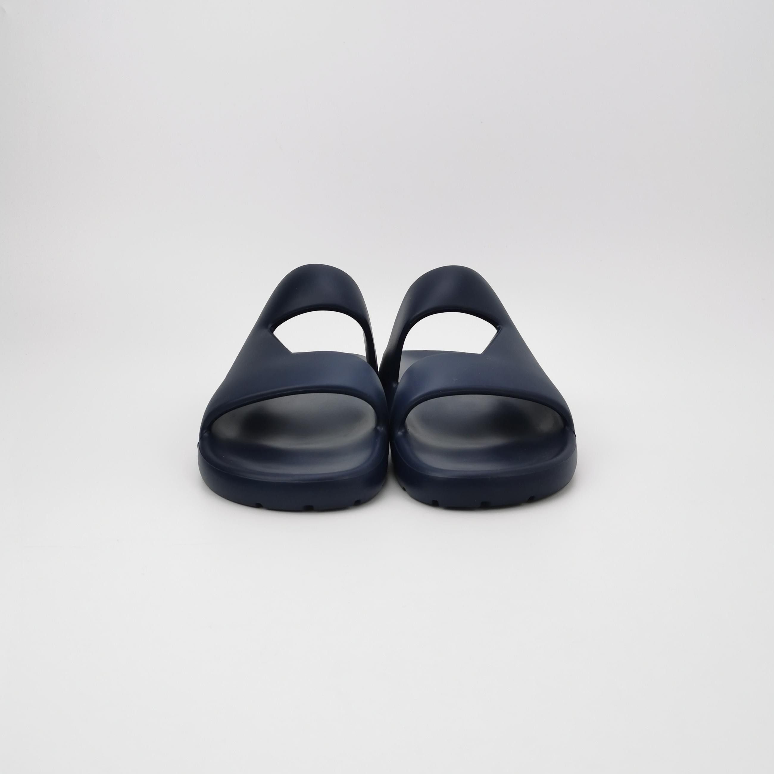 Bottega Veneta Bottega Veneta Cutout Rubber Slides IT 38 Size US 8 / IT 38 - 4 Thumbnail