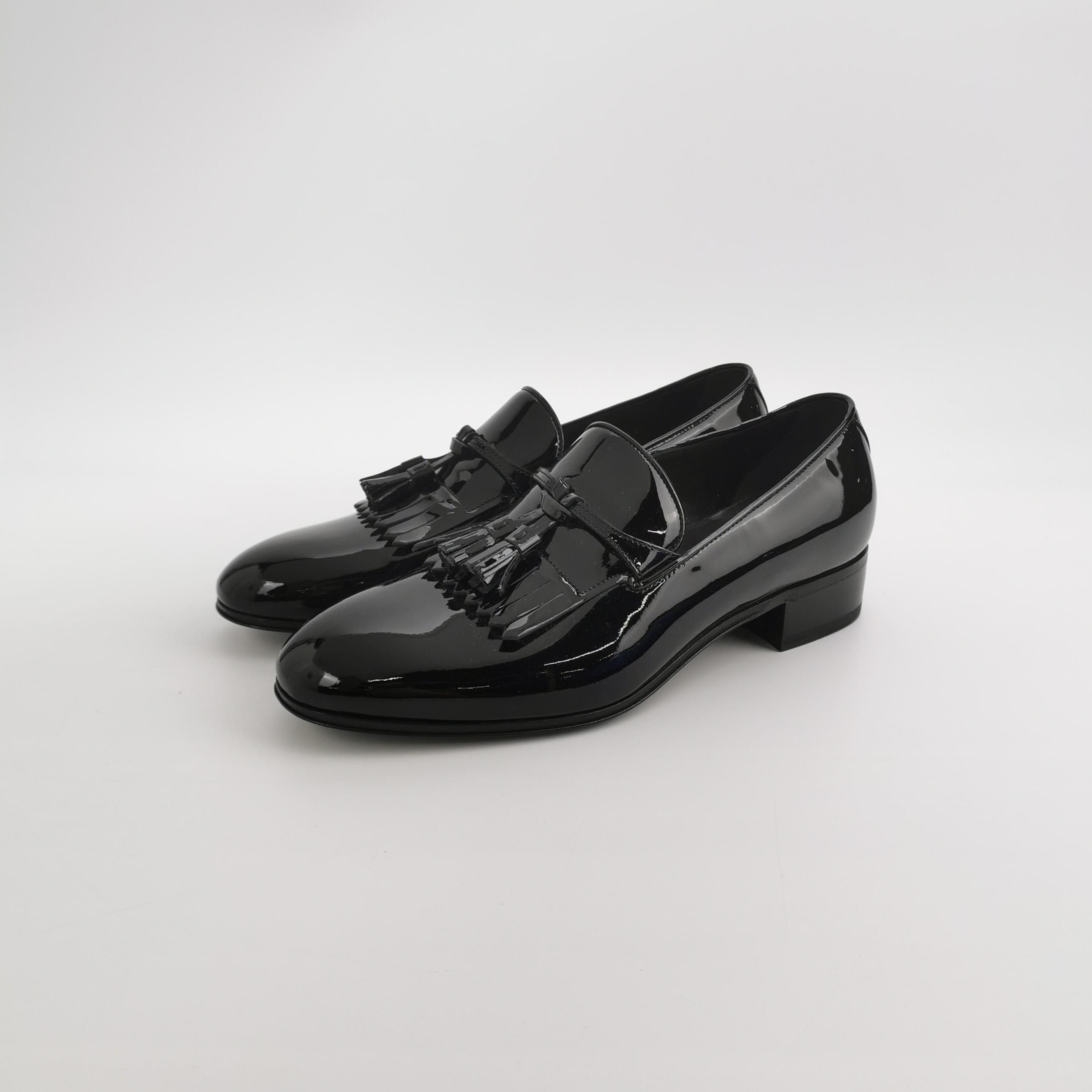 Gucci Gucci Patent Leather Fringe Tassel Loafers Size 6.5 Size US 6 / EU 39 - 3 Thumbnail