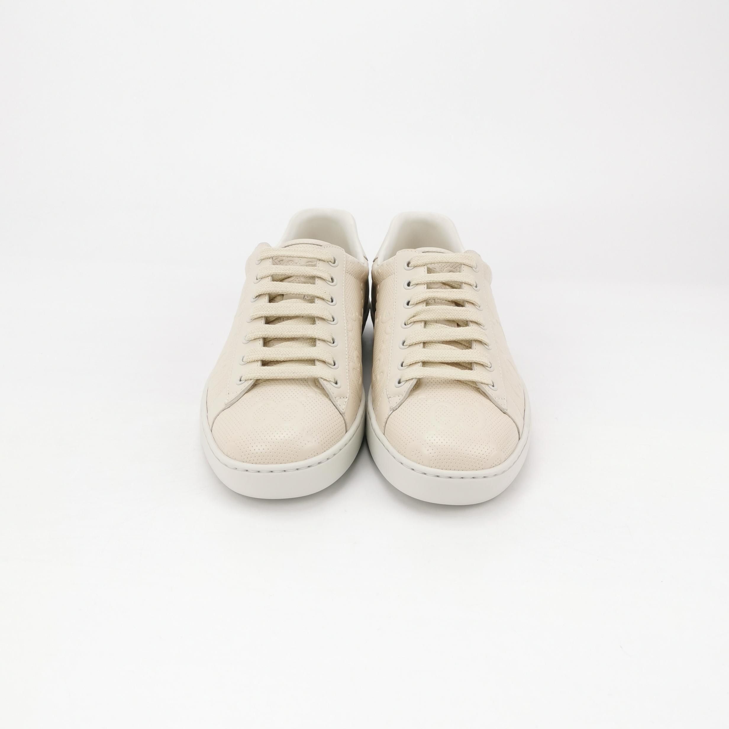 Gucci Gucci Ace Embossed Monogram Leather Sneakers 39.5 Size US 6 / EU 39 - 4 Thumbnail