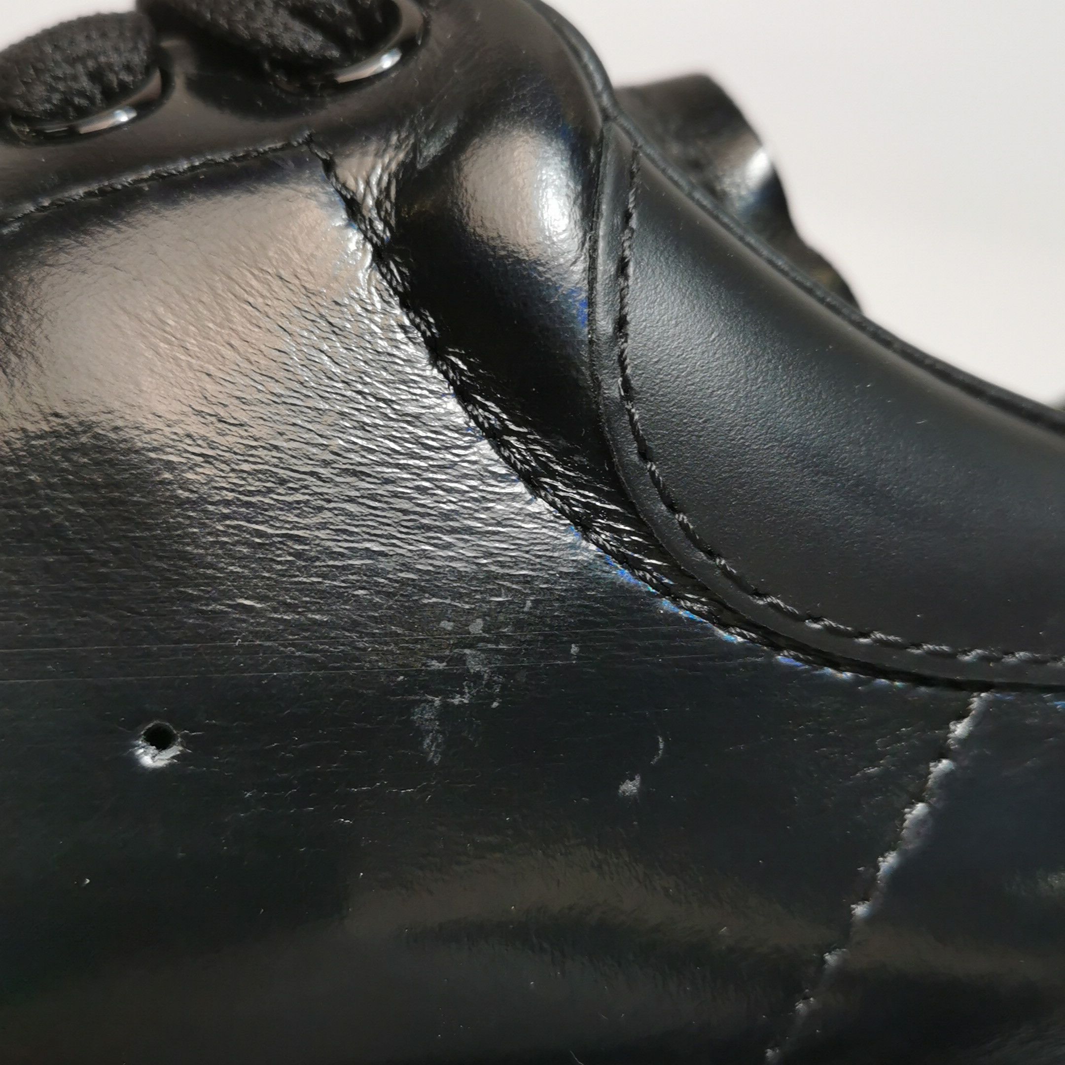 Alexander McQueen Alexander McQueen Black Leather Oversized Sneakers EU 41 Size US 8 / EU 41 - 8 Thumbnail