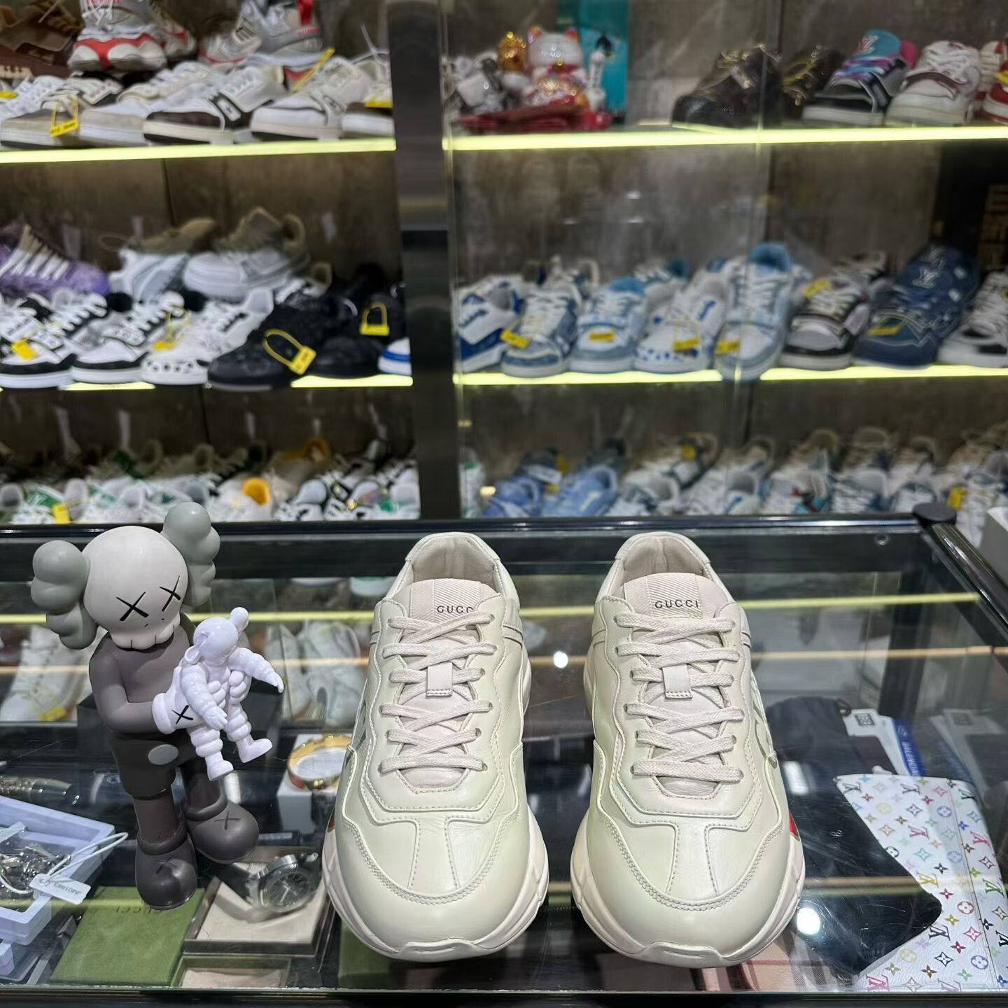Gucci Gucci White Belt us_6-5 Women Size US 6.5 / IT 36.5 - 2 Thumbnail