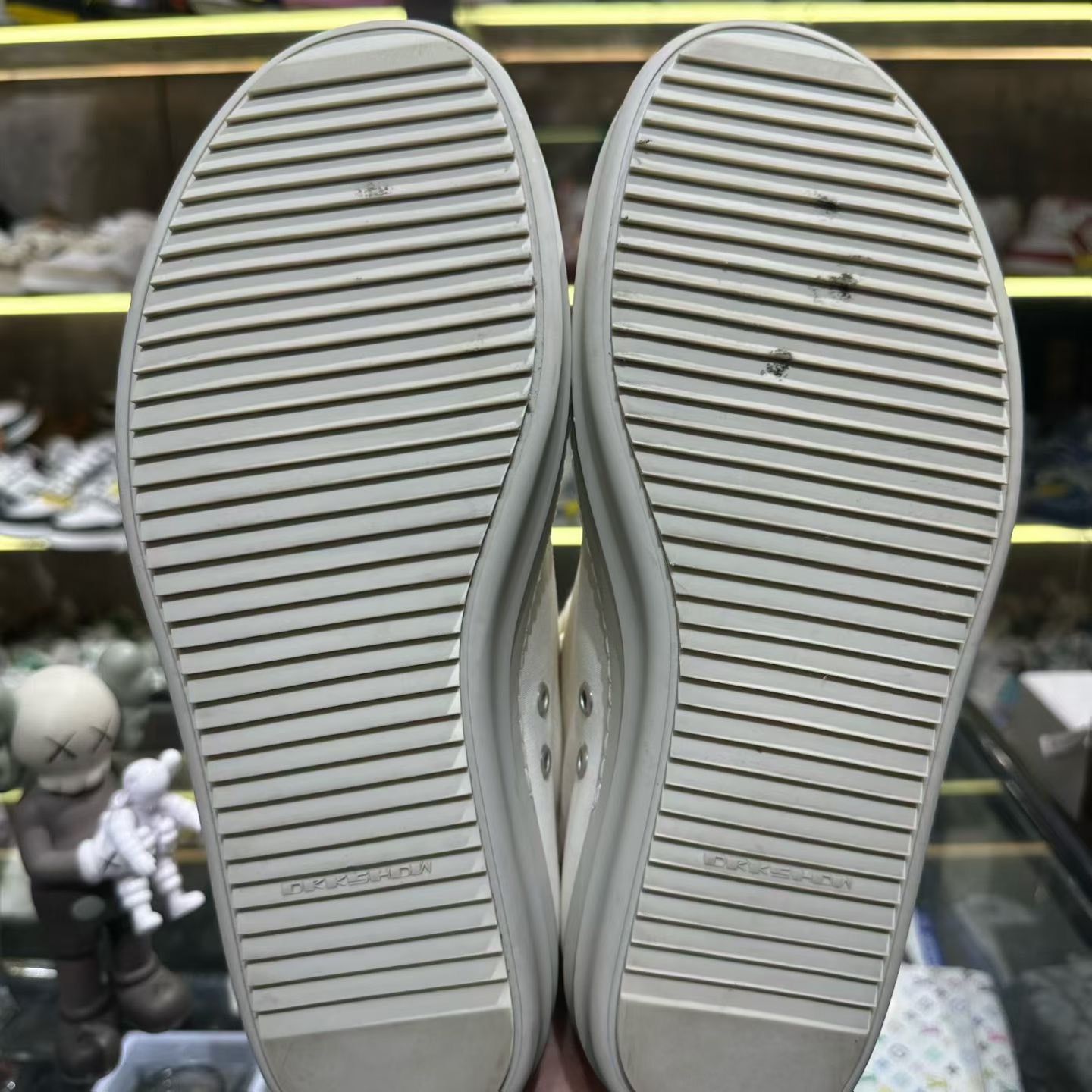 Rick Owens Rick Owens White Hitop Sneakers us_10 Women Size US 10 / IT 40 - 8 Thumbnail