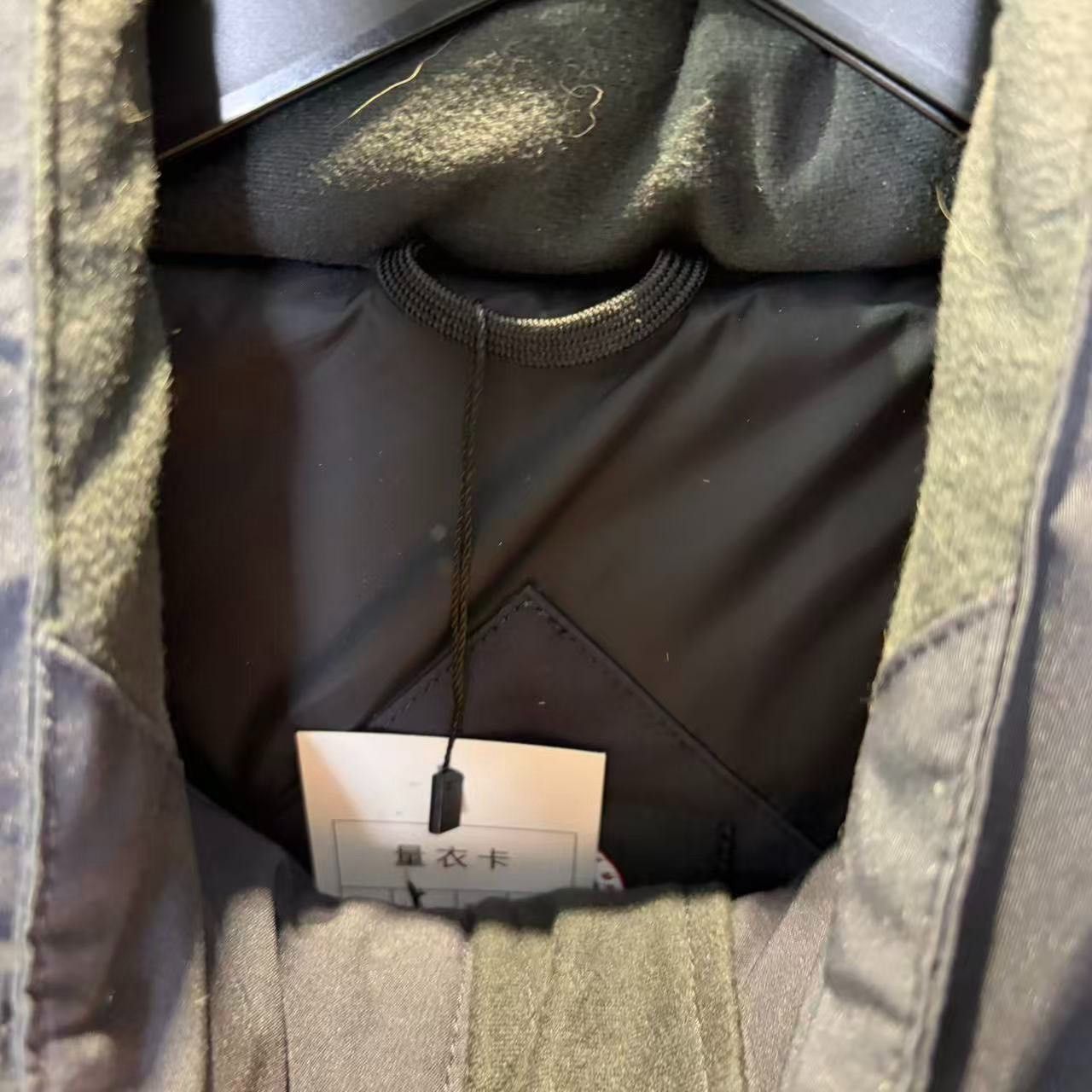 Canada Goose Canada Goose Thermal Thick Gold Heavy Coat s Men Size US S / EU 44-46 / 1 - 3 Thumbnail