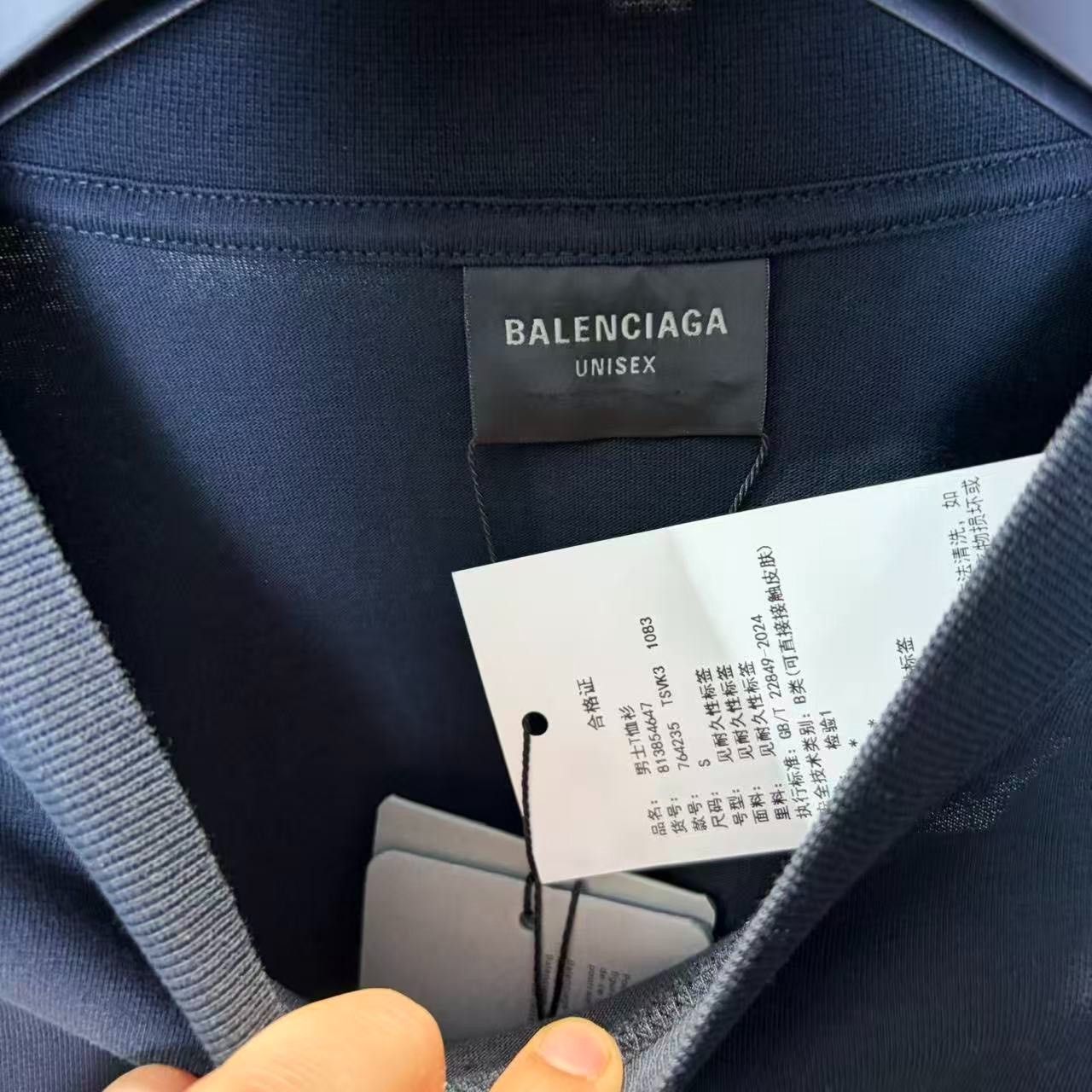 Balenciaga Balenciaga Limited Gold T-Shirt s Men Size US S / EU 44-46 / 1 - 4 Thumbnail