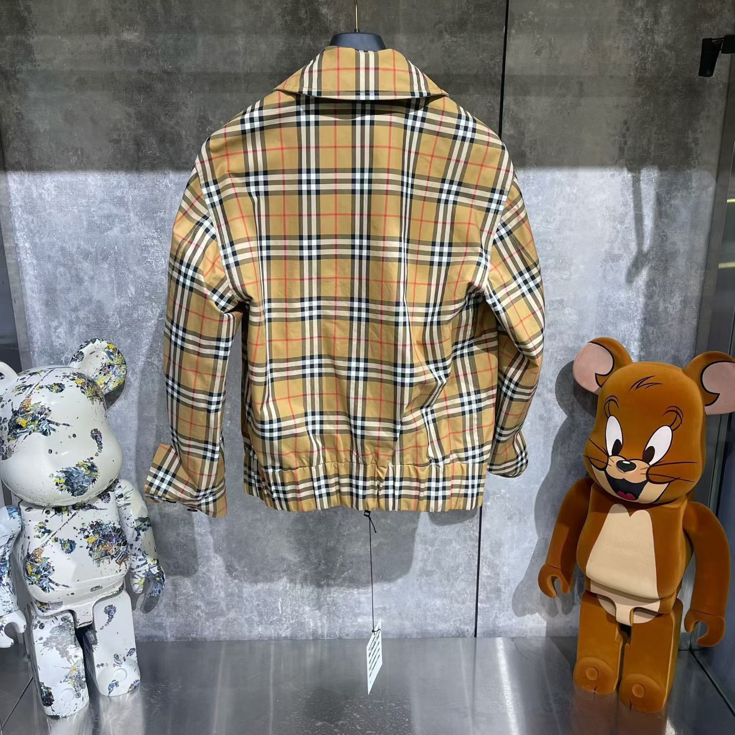 Burberry Burberry Plaid Rainbow Multi Light Jacket s Men Size US S / EU 44-46 / 1 - 2 Thumbnail