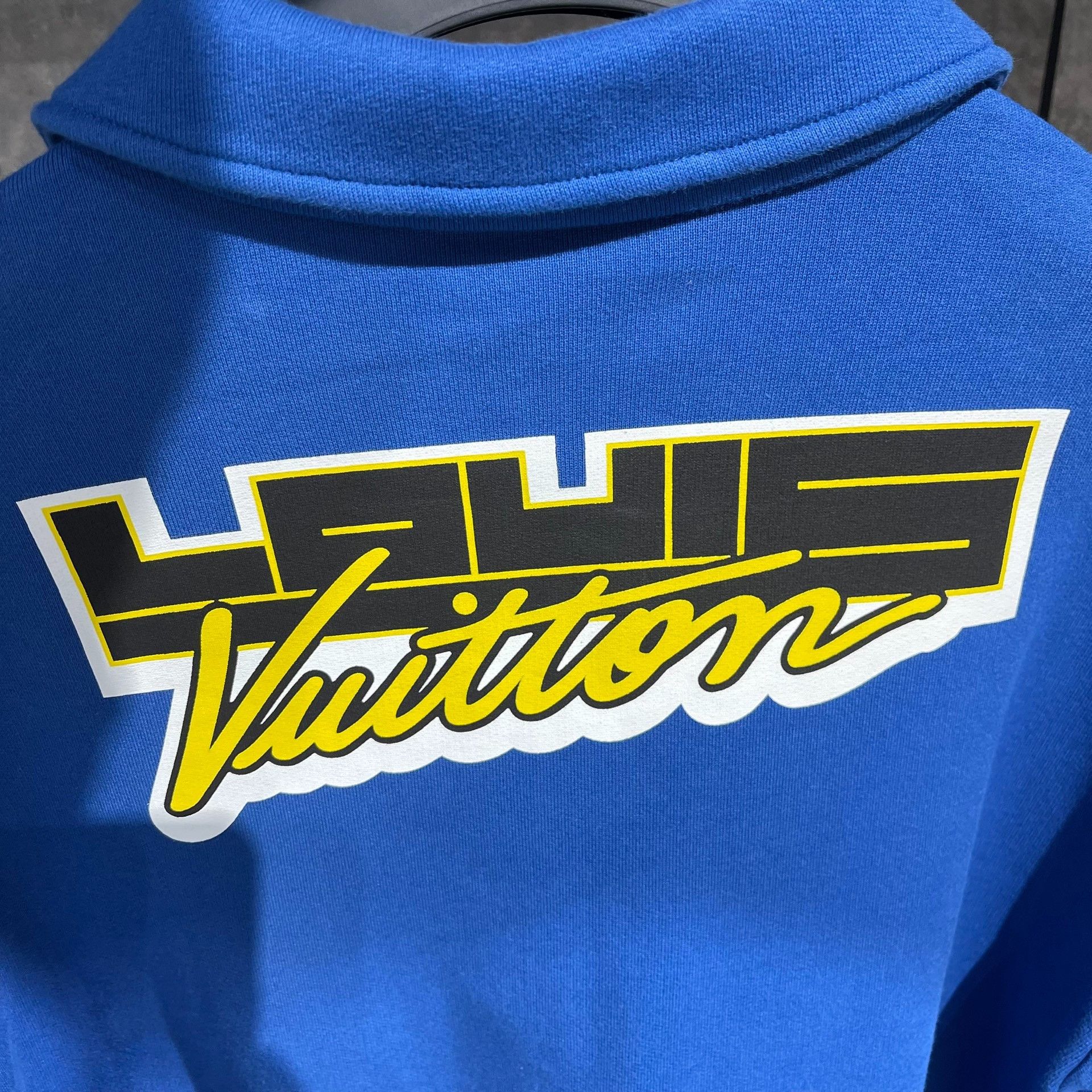 Louis Vuitton Louis Vuitton Printed Blue Hoodie m Men Size US M / EU 48-50 / 2 - 6 Thumbnail