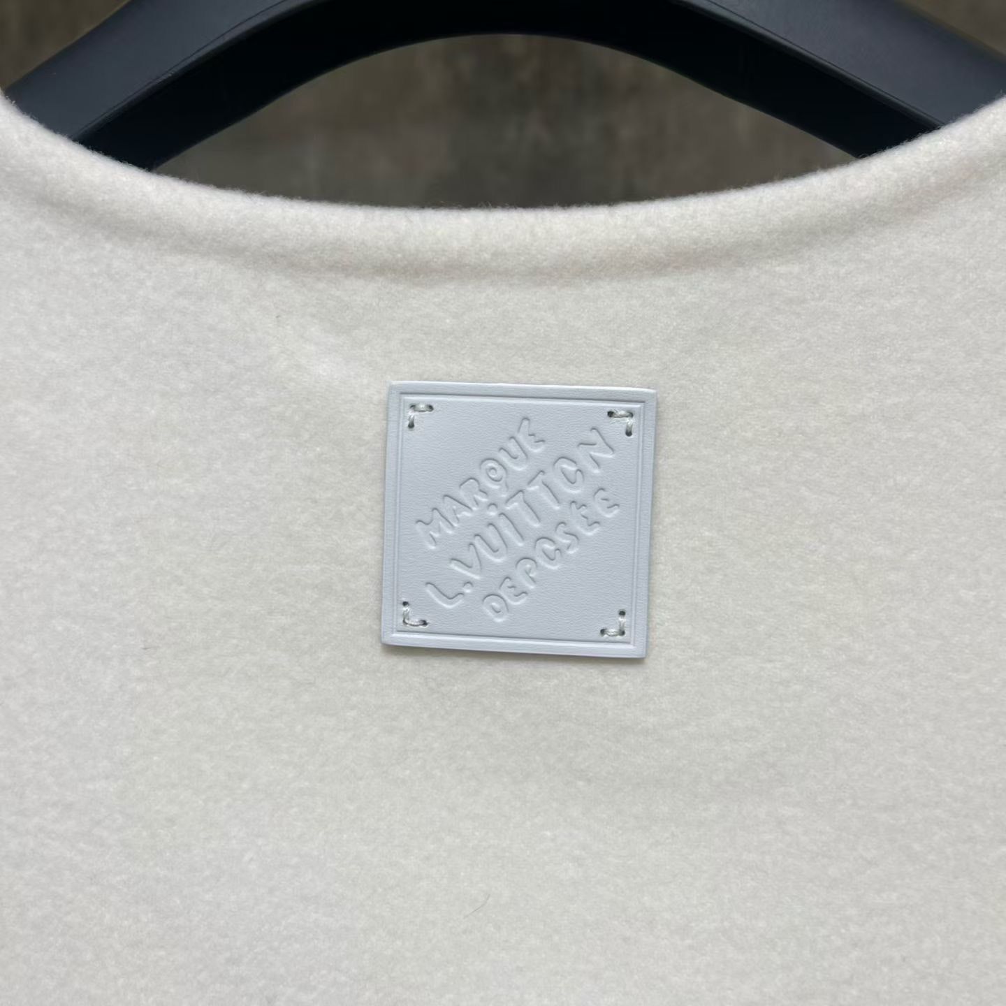 Louis Vuitton Louis Vuitton Wool Embroidered White Tank Top xl Men Size US XL / EU 56 / 4 - 6 Thumbnail