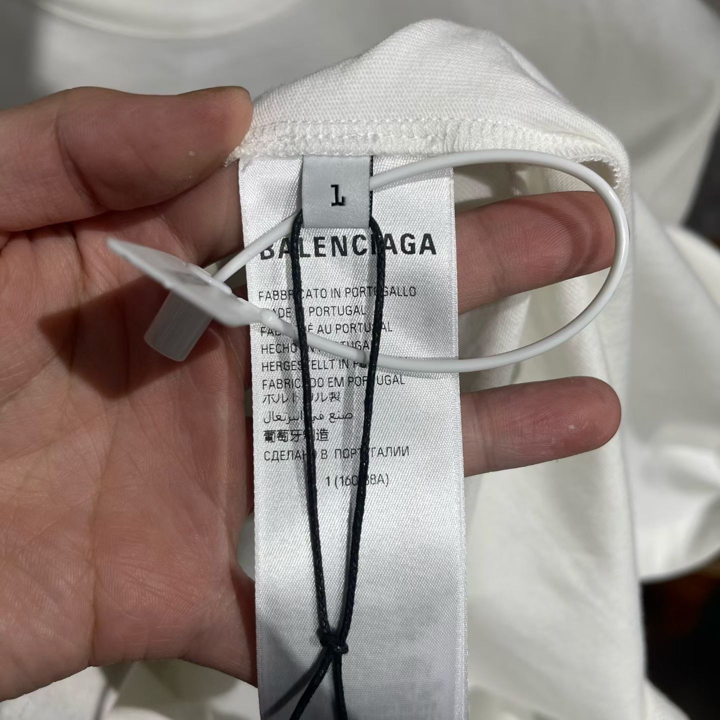 Balenciaga Balenciaga Basketball T-Shirt l Men Size US L / EU 52-54 / 3 - 6 Thumbnail