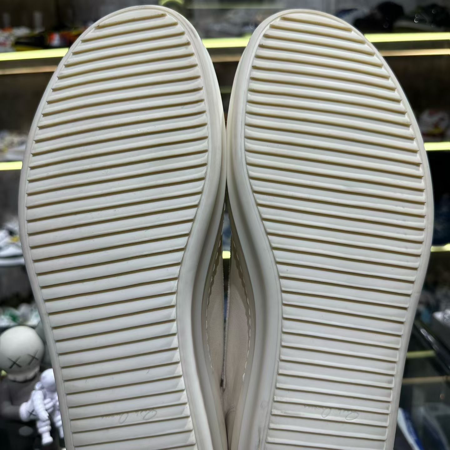Rick Owens Rick Owens Leather White Hitop Sneakers 12 Men Size US 12 / EU 45 - 7 Thumbnail