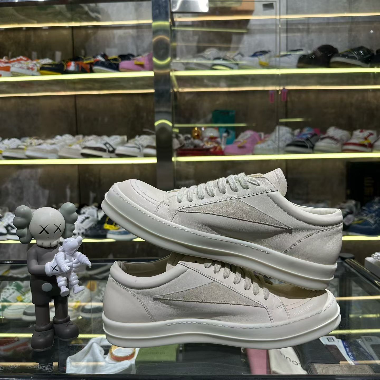 Rick Owens Rick Owens Leather White Hitop Sneakers 12 Men Size US 12 / EU 45 - 5 Thumbnail