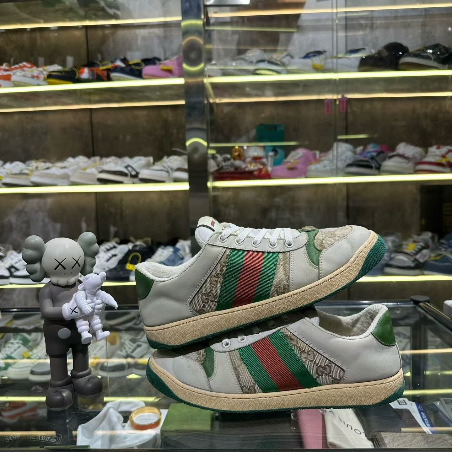 Gucci Gucci Distressed Orange Lowtop Sneakers 7 Men Size US 7 / EU 40 - 5 Thumbnail