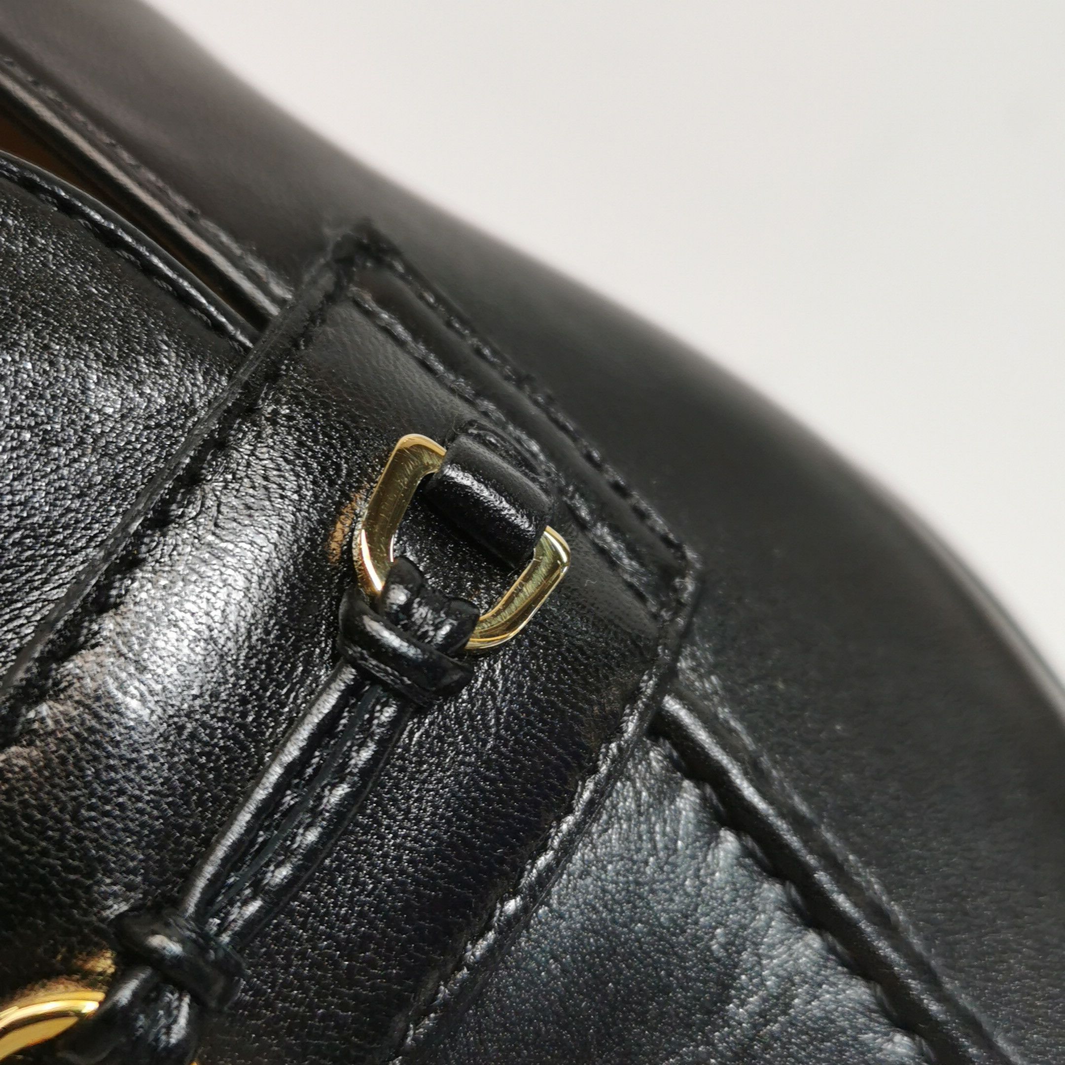 Gucci Gucci Interlocking G Leather Loafers 38.5 Size US 5.5 / EU 38 - 9 Thumbnail