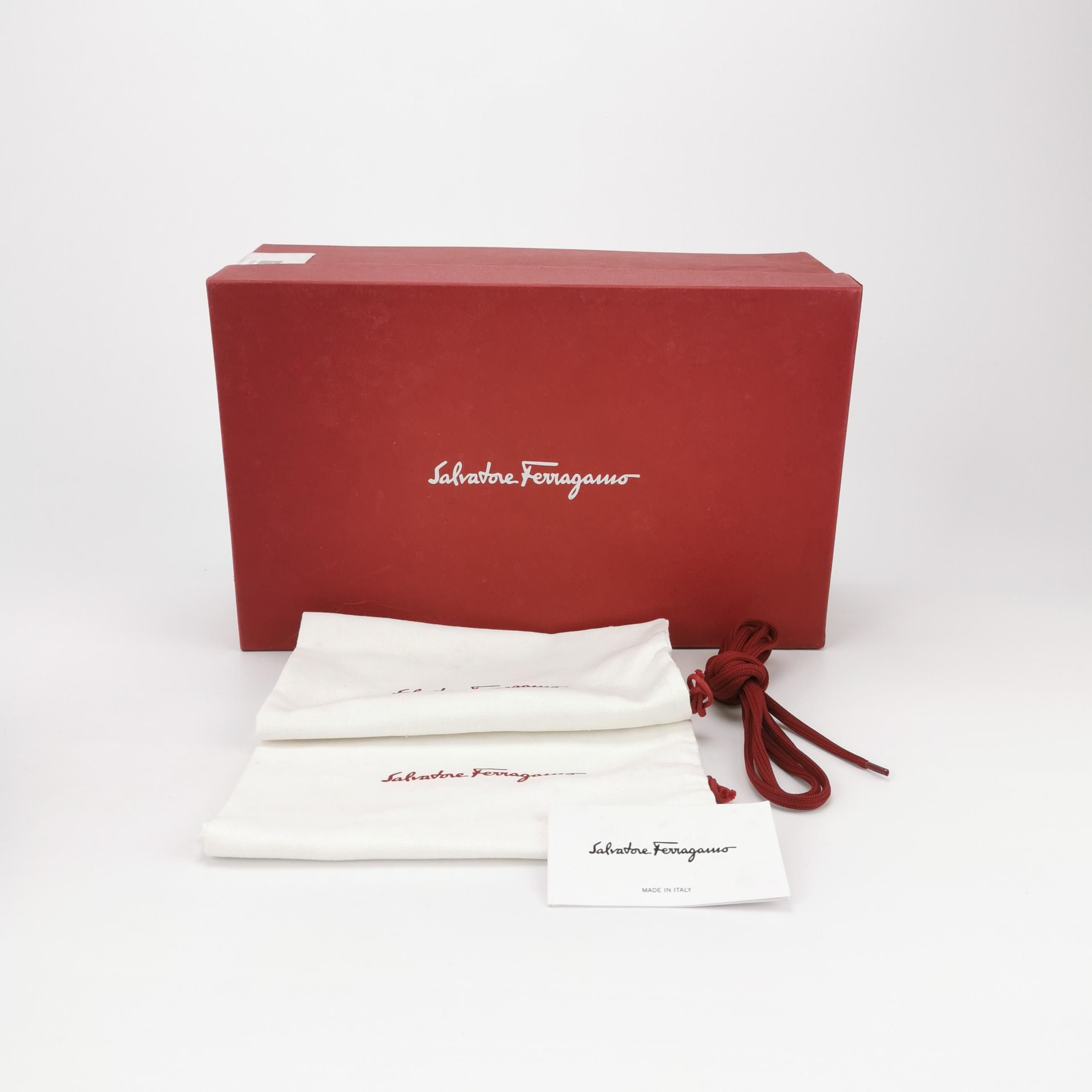 Salvatore Ferragamo Salvatore Ferragamo Monogram Leather Sneakers 41.5 Size US 8 / EU 41 - 7 Thumbnail