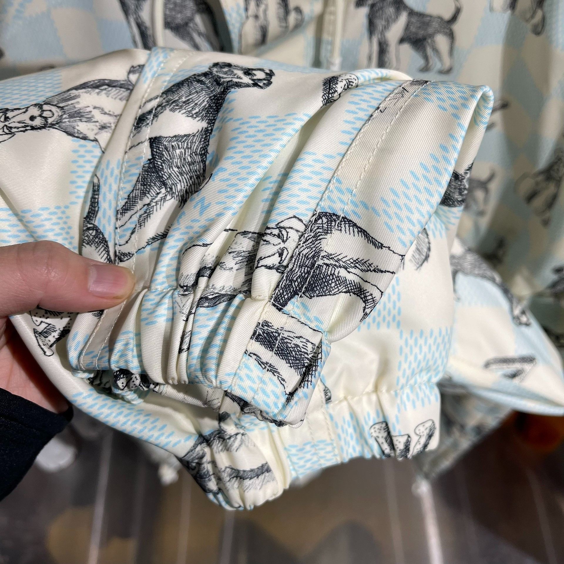 Louis Vuitton Louis Vuitton Collab Gold Light Jacket m Men Size US M / EU 48-50 / 2 - 4 Thumbnail