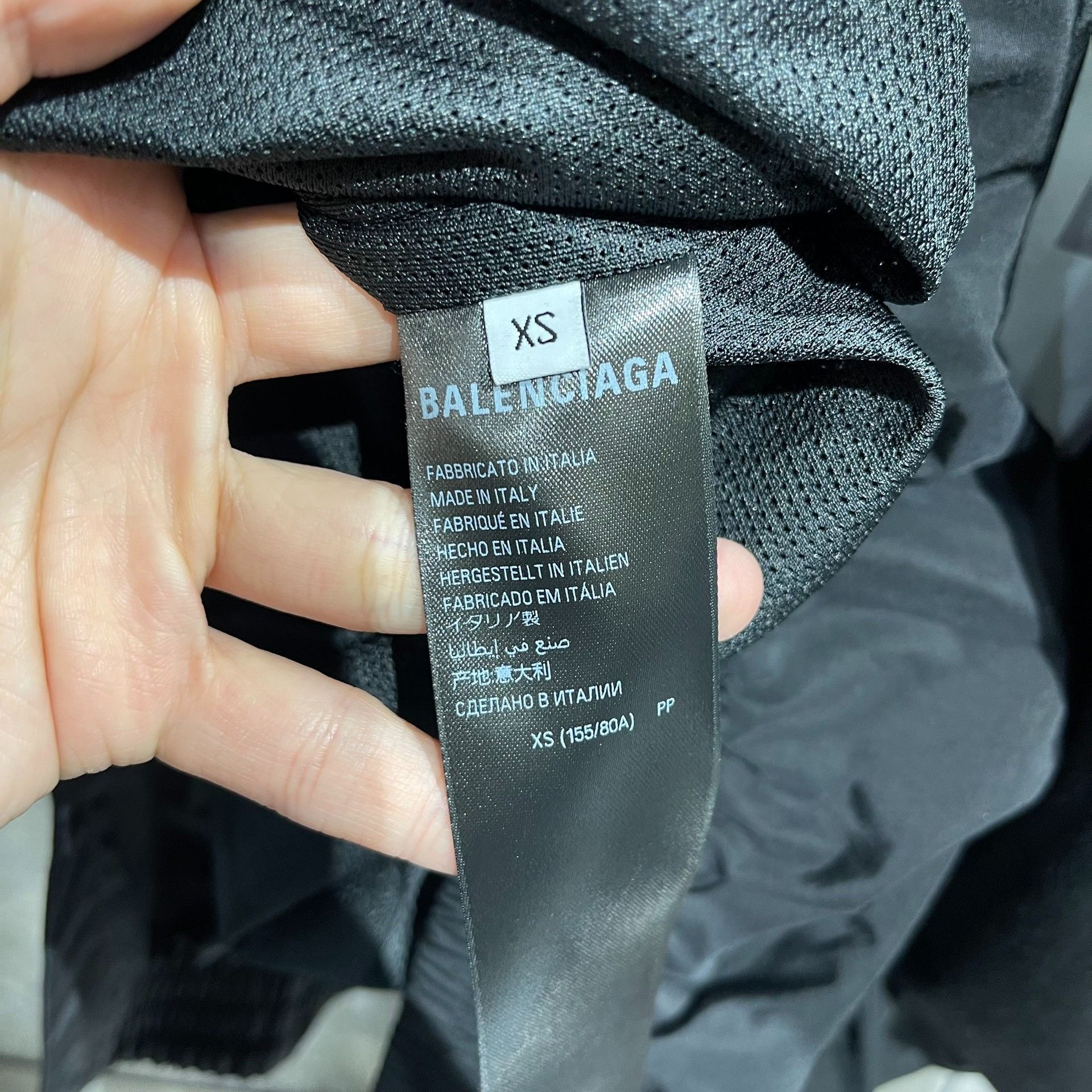 Balenciaga Balenciaga Basketball Gold Light Jacket xs Men Size US XS / EU 42 / 0 - 5 Thumbnail