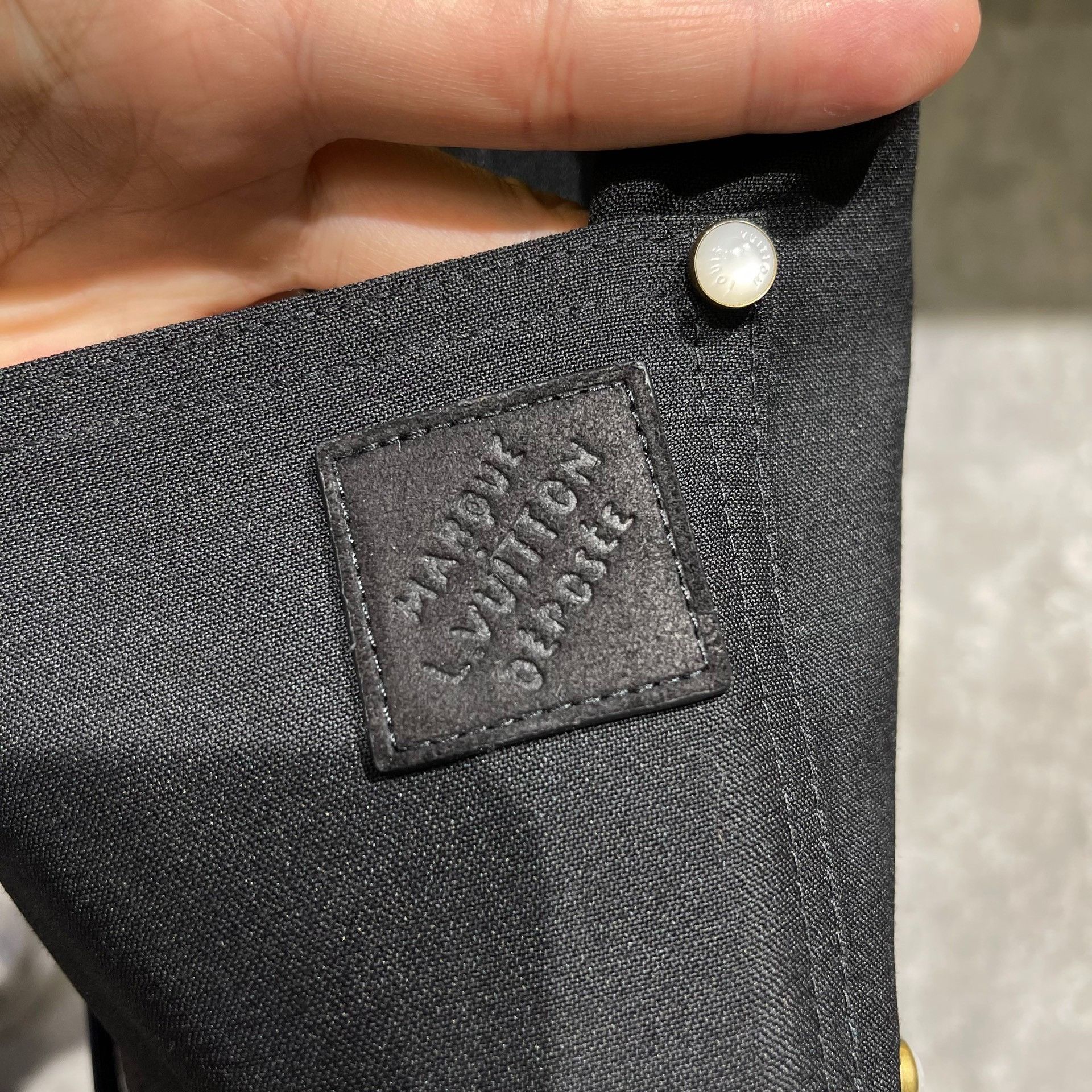 Louis Vuitton Louis Vuitton Multi Formal Trousers 40r Men Size 40R - 8 Thumbnail