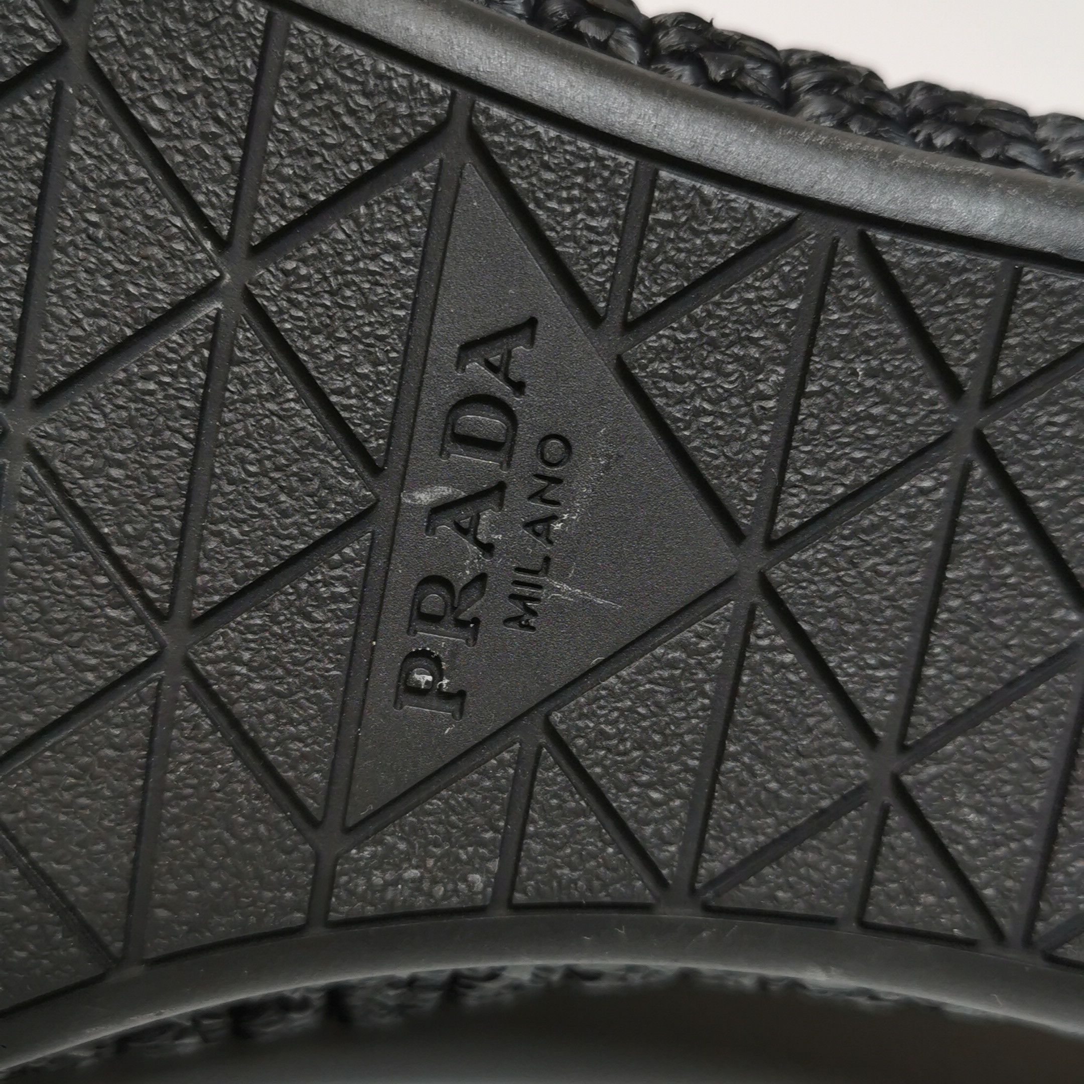 Prada Prada Woven Triangle Logo Slip-ons 41 Size US 8 / EU 41 - 10 Thumbnail