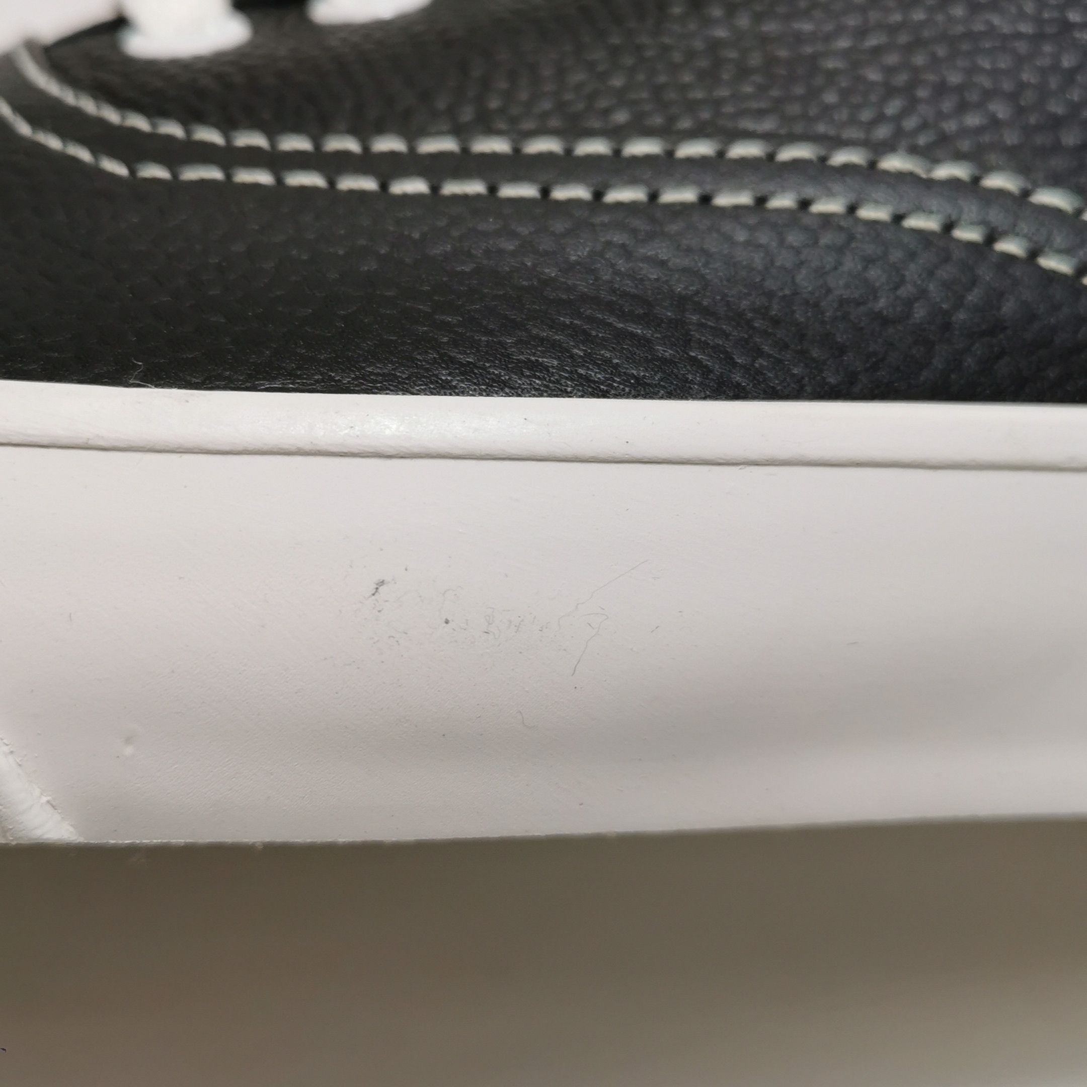 Thom Browne Thom Browne Pebble Grain Leather Low-Top Sneakers 42 Size US 9 / EU 42 - 10 Thumbnail