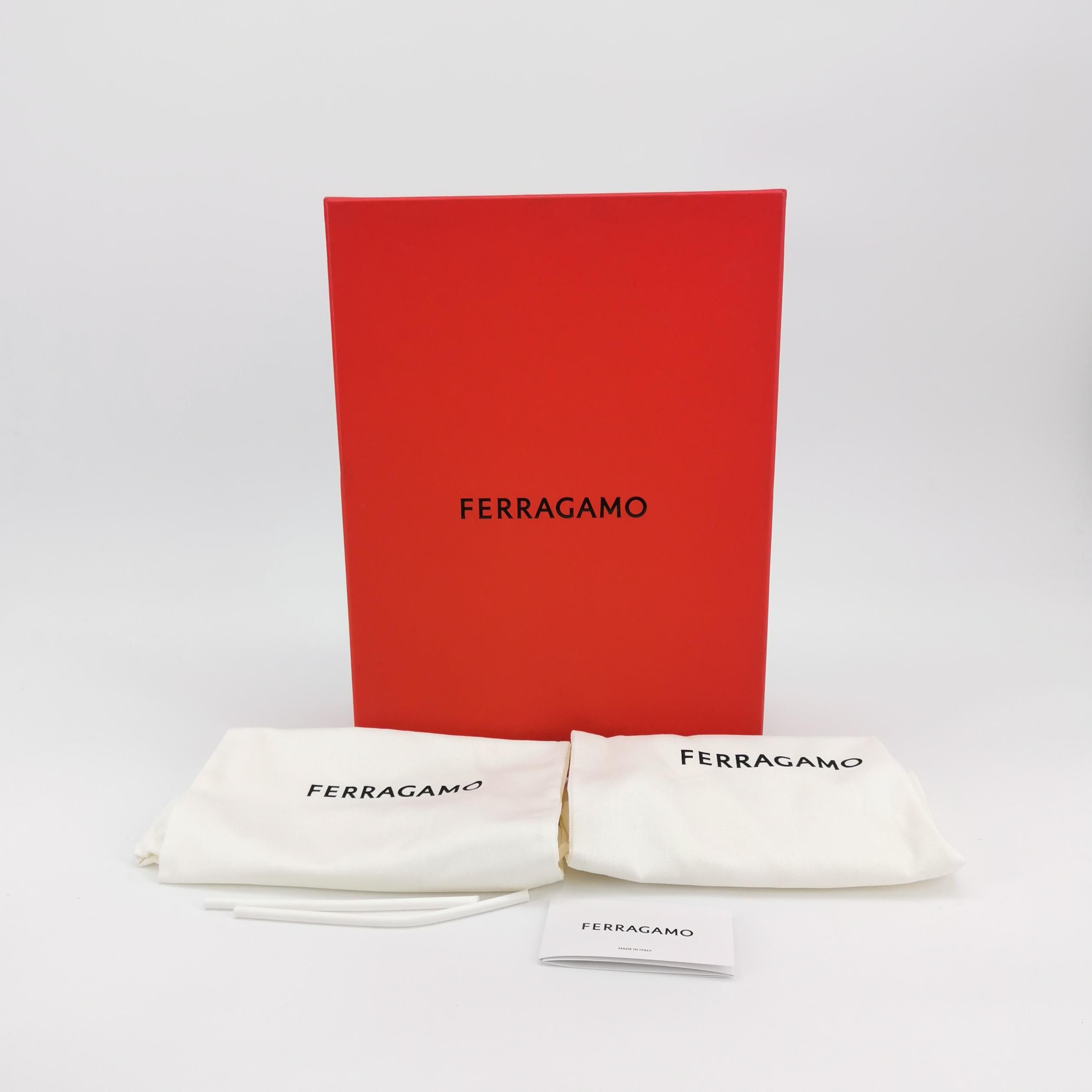 Salvatore Ferragamo Salvatore Ferragamo Red Trim Leather Oxfords 40.5 Size US 7 / EU 40 - 7 Thumbnail