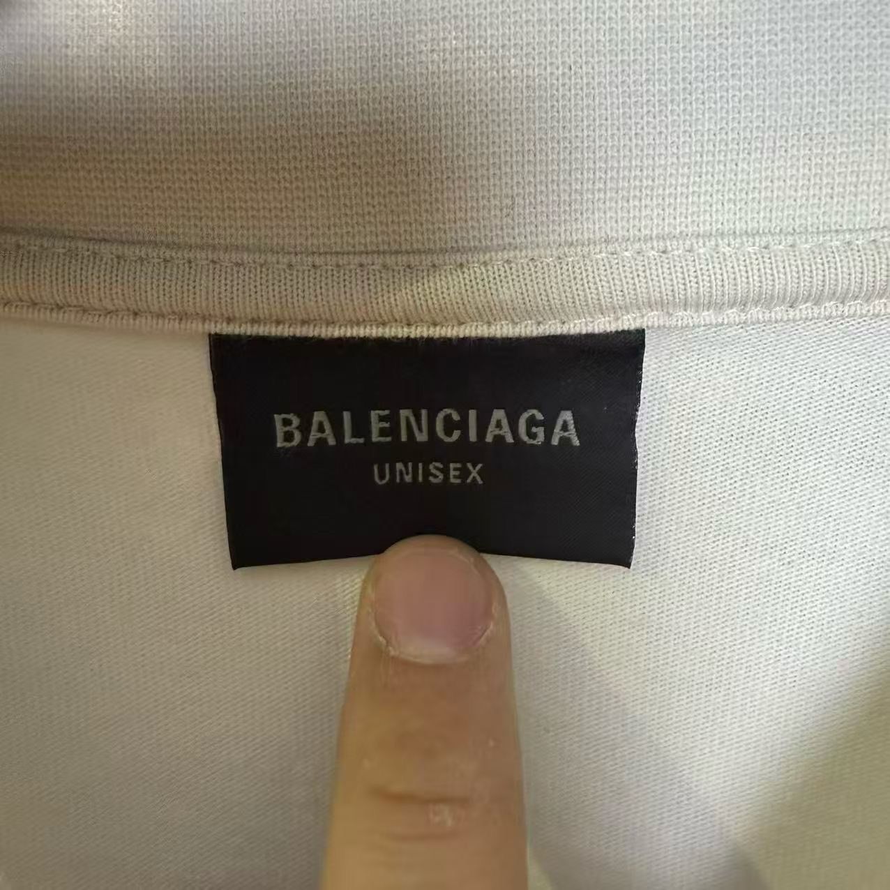 Balenciaga Balenciaga White T-Shirt l Men Size US L / EU 52-54 / 3 - 4 Thumbnail