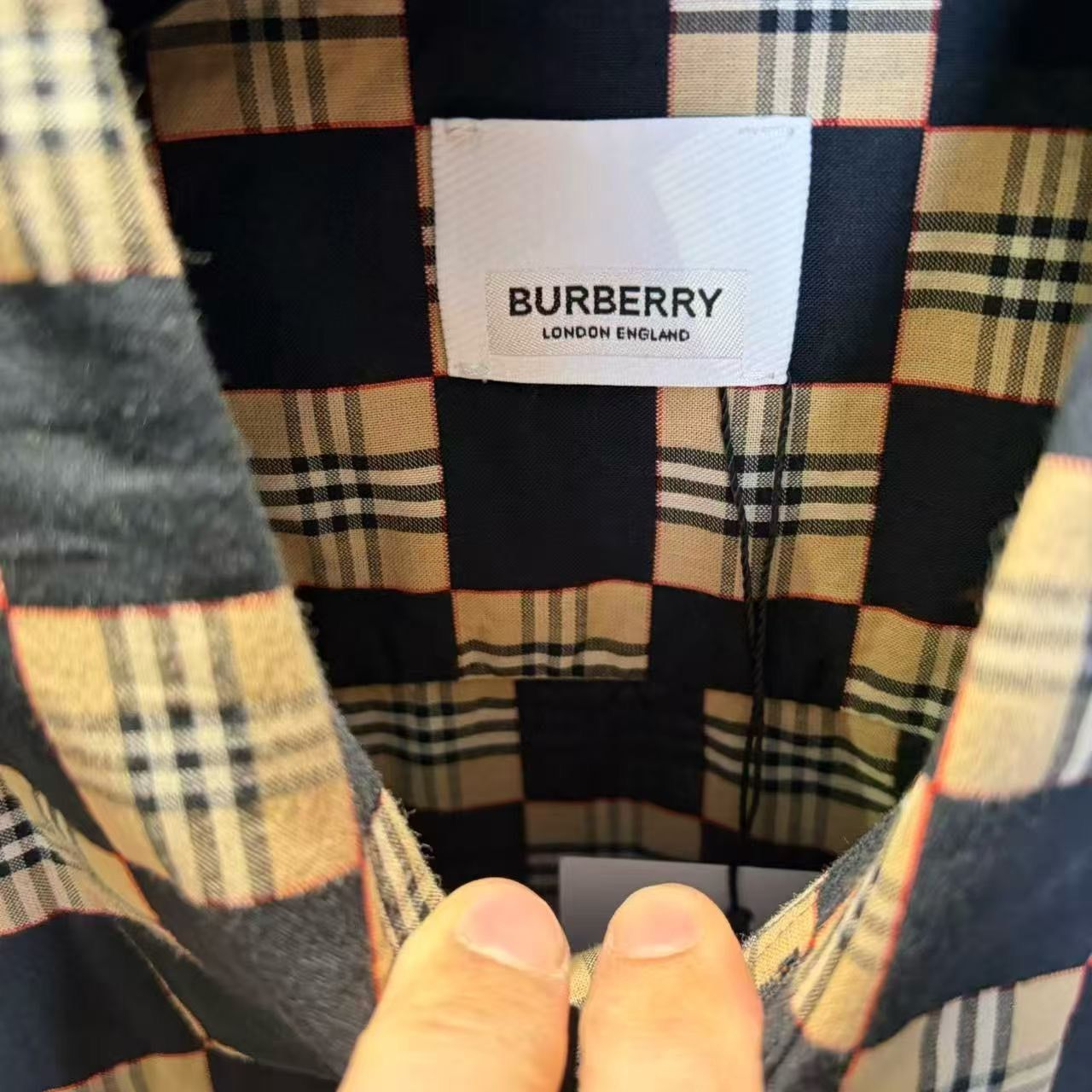 Burberry Burberry Plaid Shirt l Men Size US L / EU 52-54 / 3 - 8 Thumbnail