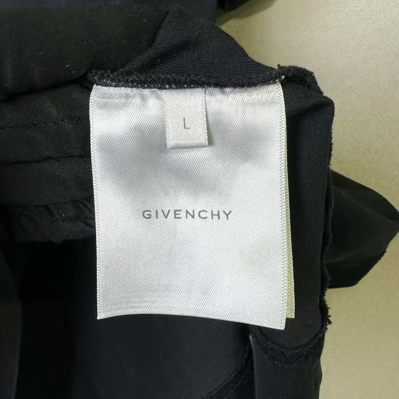 Givenchy Givenchy Cotton White T-Shirt s Men Size US S / EU 44-46 / 1 - 7 Thumbnail