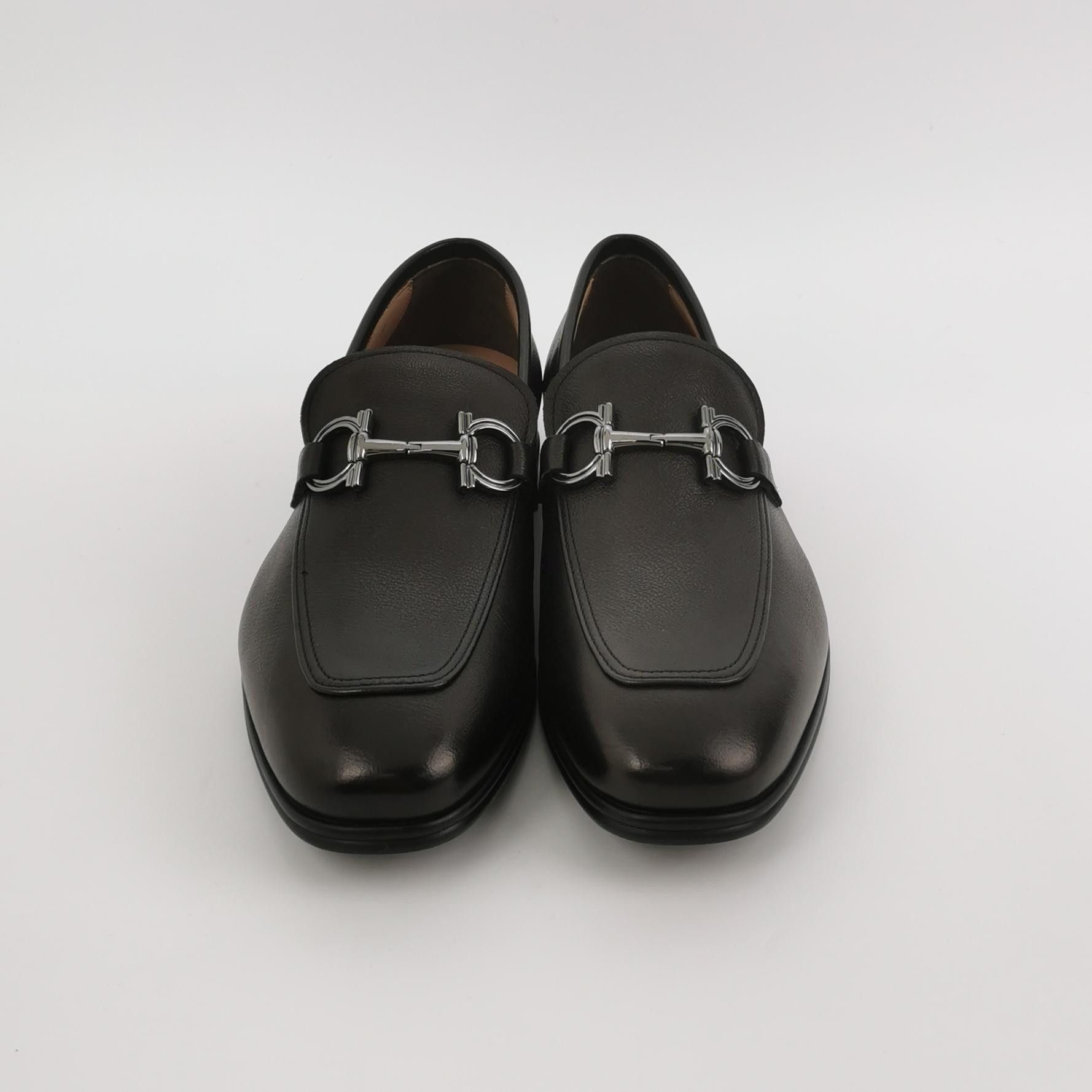 Salvatore Ferragamo Salvatore Ferragamo Gancini Leather Loafers 5.5 Size US 6 / EU 39 - 4 Thumbnail