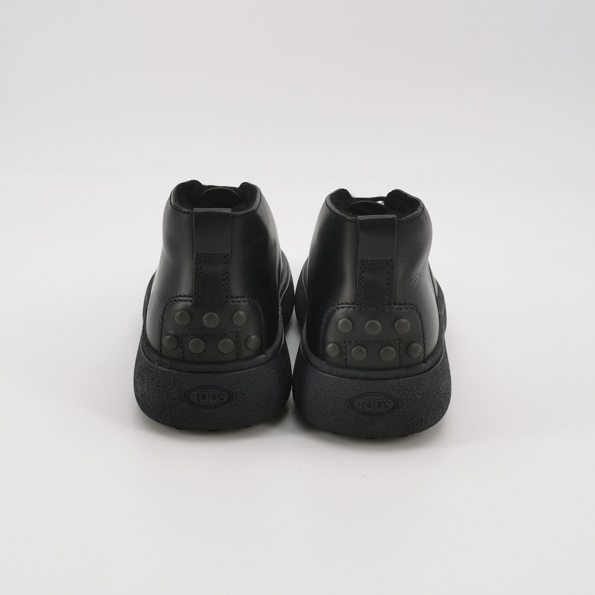 Tod's Tod's Black Leather Chukka Sneakers Size 40.5 Size US 7 / EU 40 - 5 Thumbnail