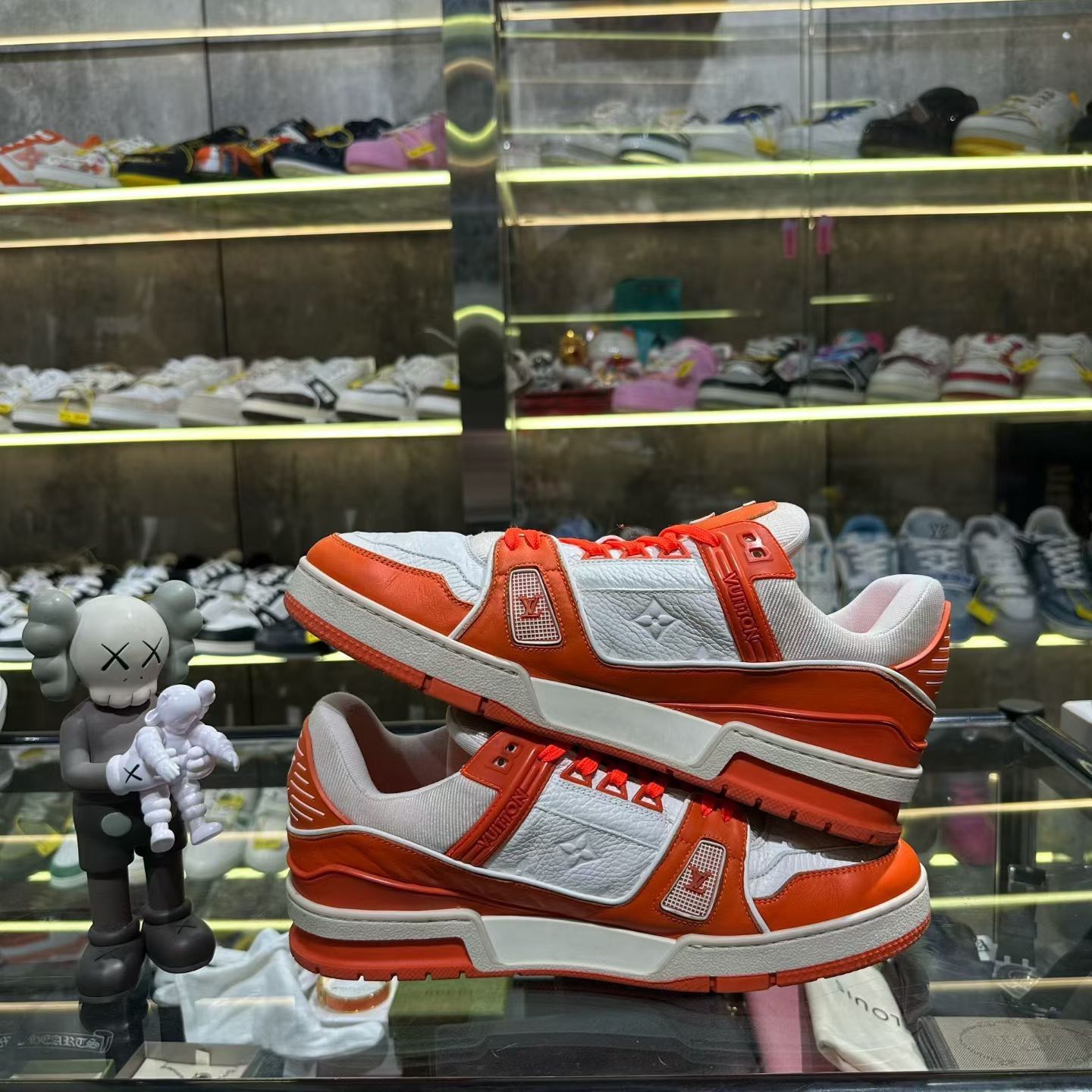 Louis Vuitton Louis Vuitton Training Orange Lowtop Sneakers 10 Men Size US 10 / EU 43 - 5 Thumbnail