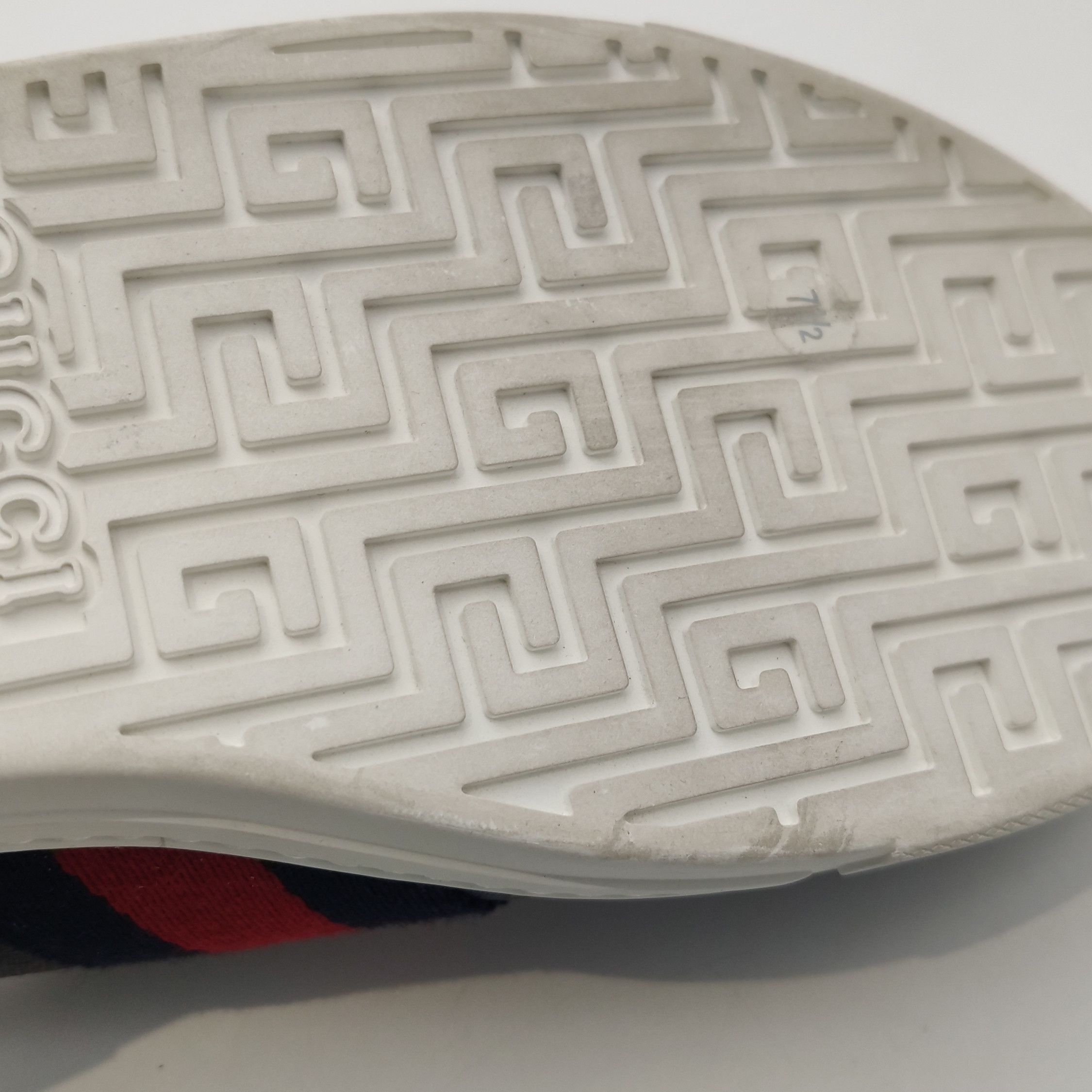 Gucci Gucci Ace GG Monogram Stripe Sneakers Size 8.5 Size US 8 / EU 41 - 10 Thumbnail