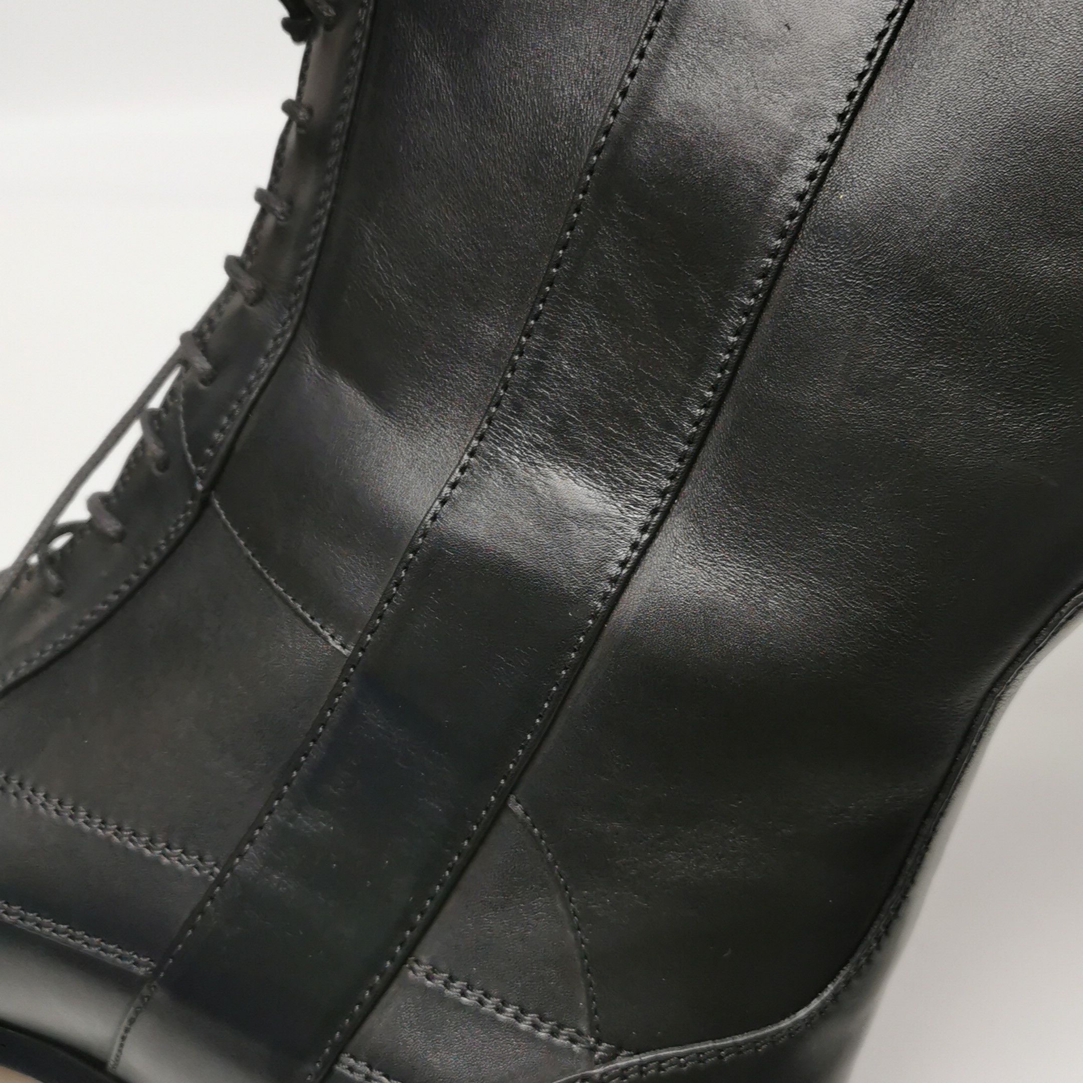 Gucci Gucci Button Detail Lace-Up Leather Boots Size 13 Size US 13 / EU 46 - 17 Thumbnail