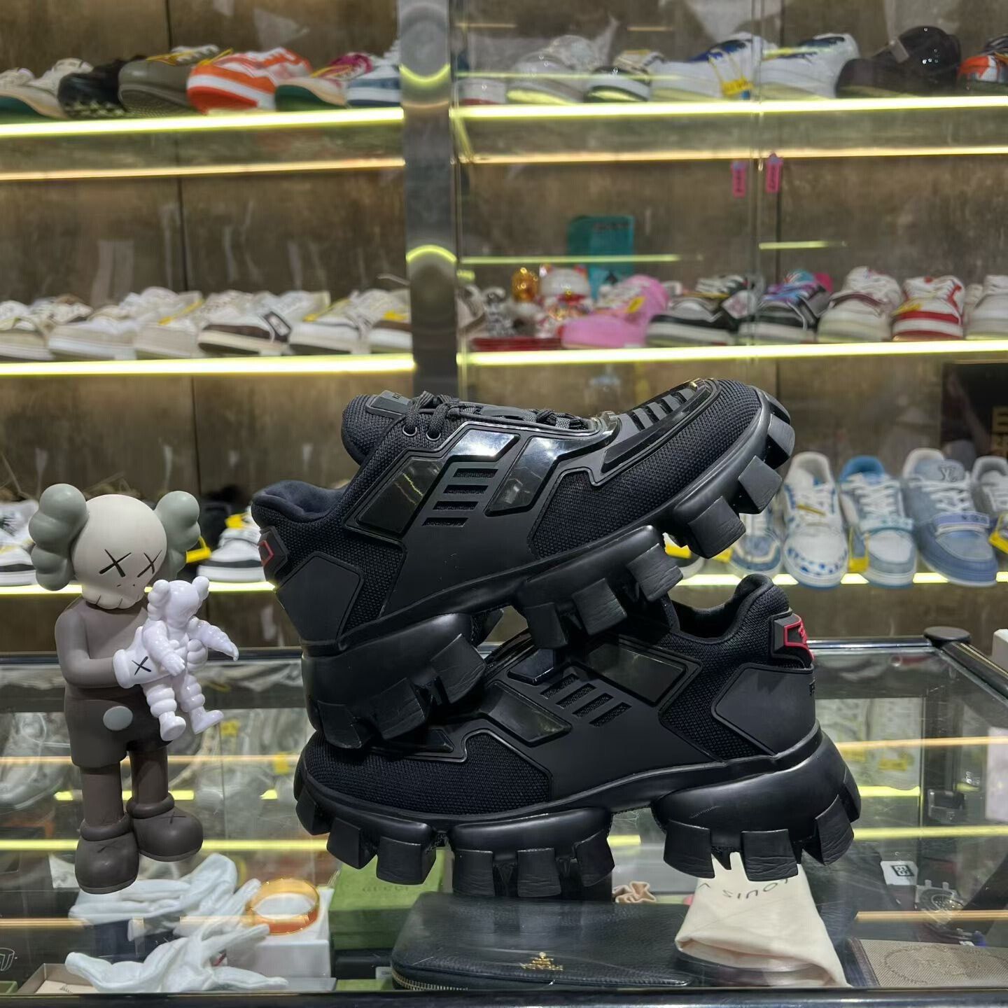 Prada Prada Black Lowtop Sneakers us_7 Women Size US 7 / IT 37 - 5 Thumbnail