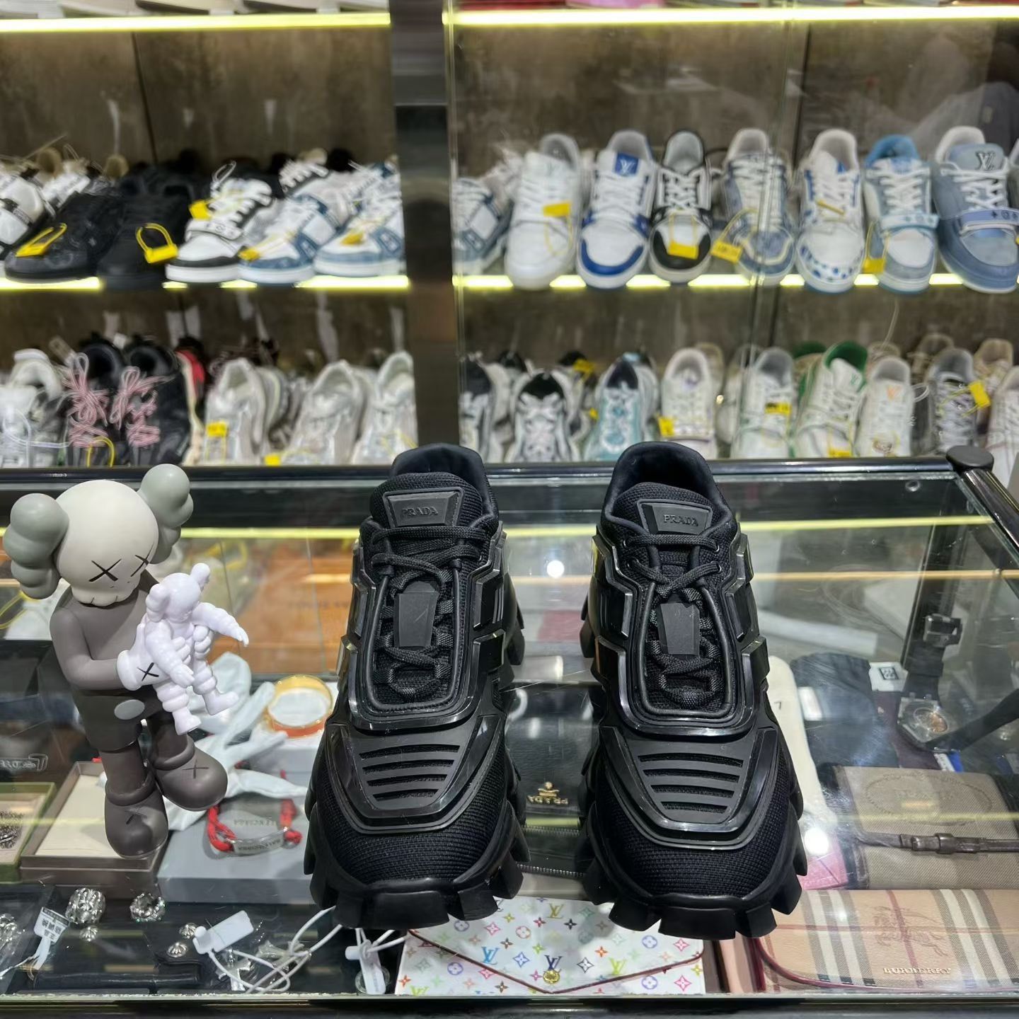 Prada Prada Black Lowtop Sneakers us_7 Women Size US 7 / IT 37 - 2 Thumbnail