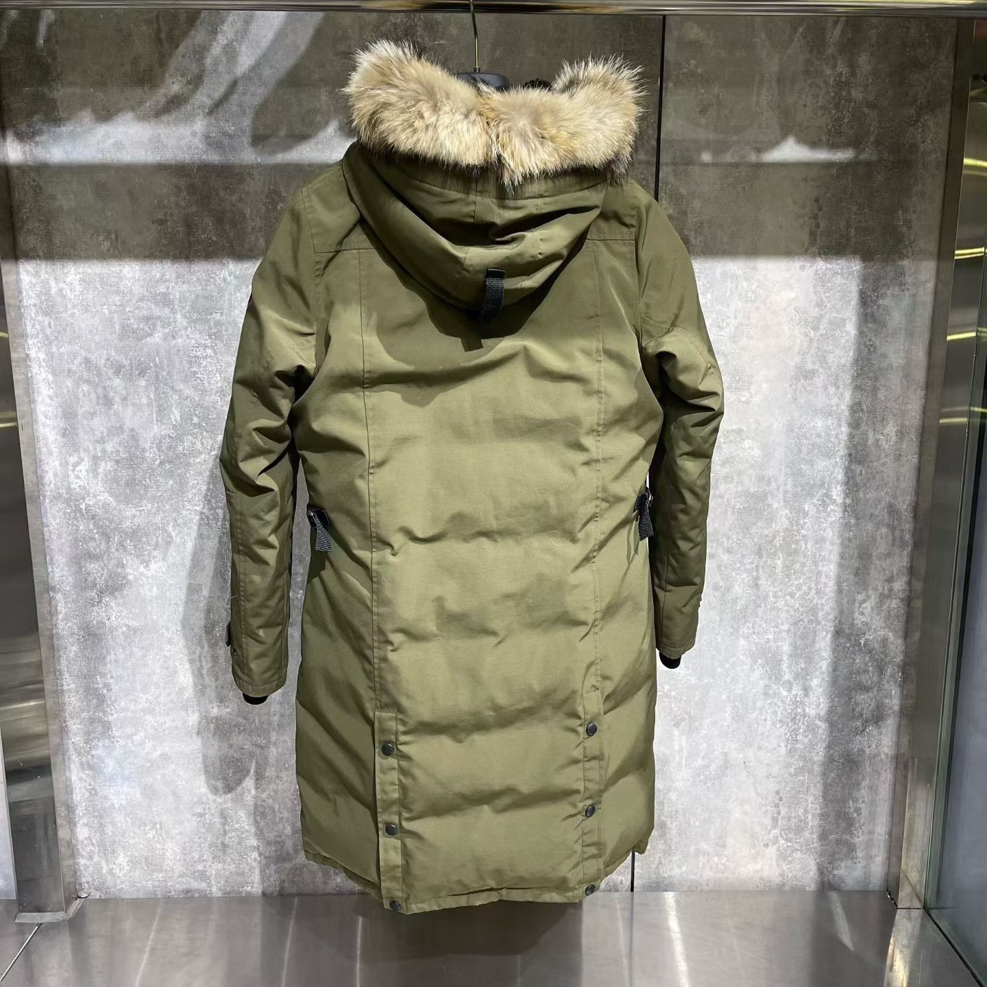 Canada Goose Canada Goose Down Green Down Jacket M Women Size M / US 6-8 / IT 42-44 - 2 Thumbnail