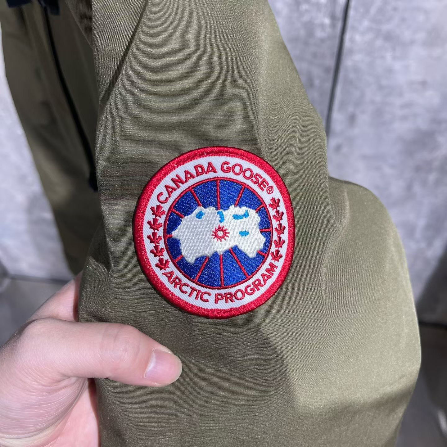 Canada Goose Canada Goose Down Green Down Jacket M Women Size M / US 6-8 / IT 42-44 - 4 Thumbnail