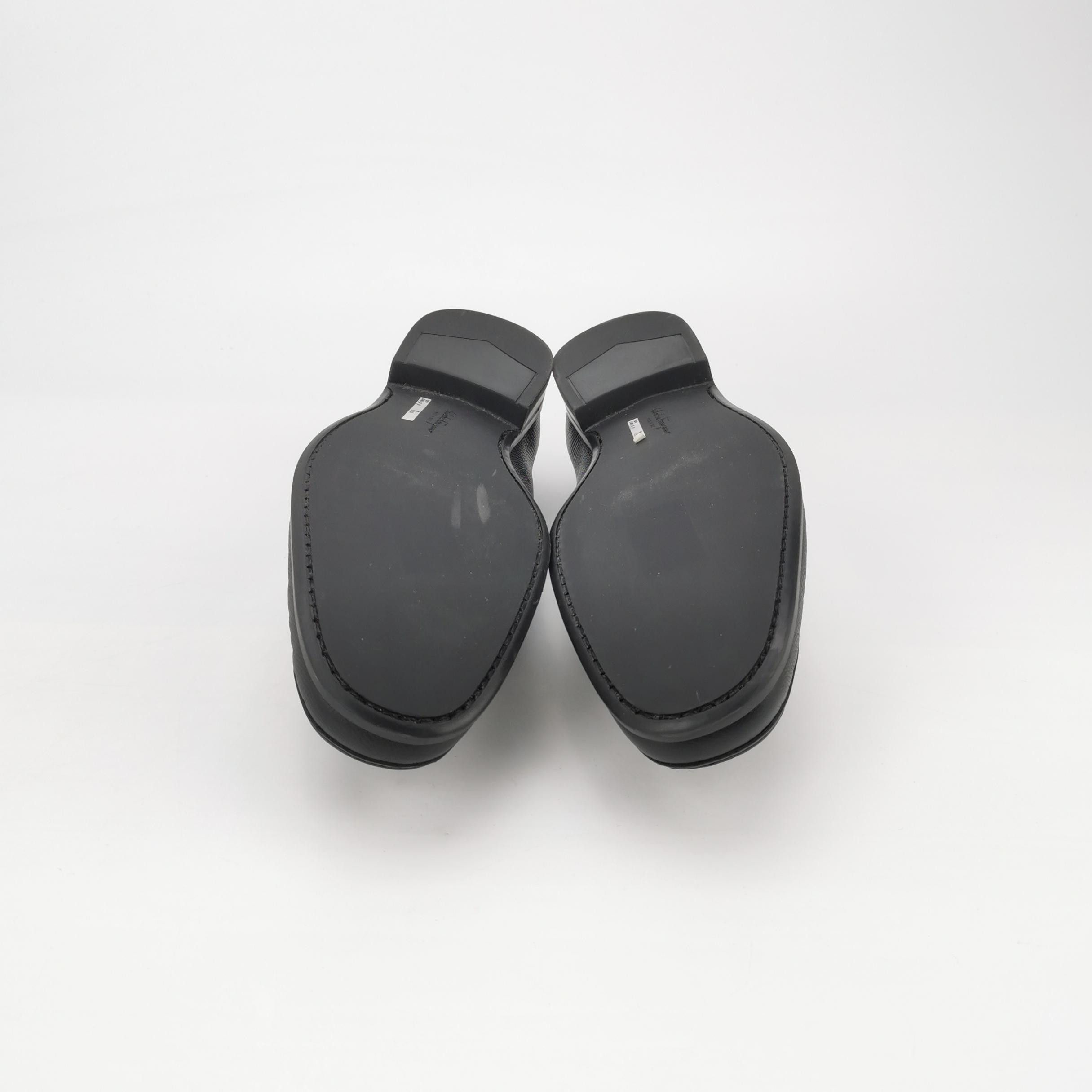 Salvatore Ferragamo Salvatore Ferragamo Gancini Bit Grained Leather Loafers 10 Size US 10 / EU 43 - 6 Thumbnail