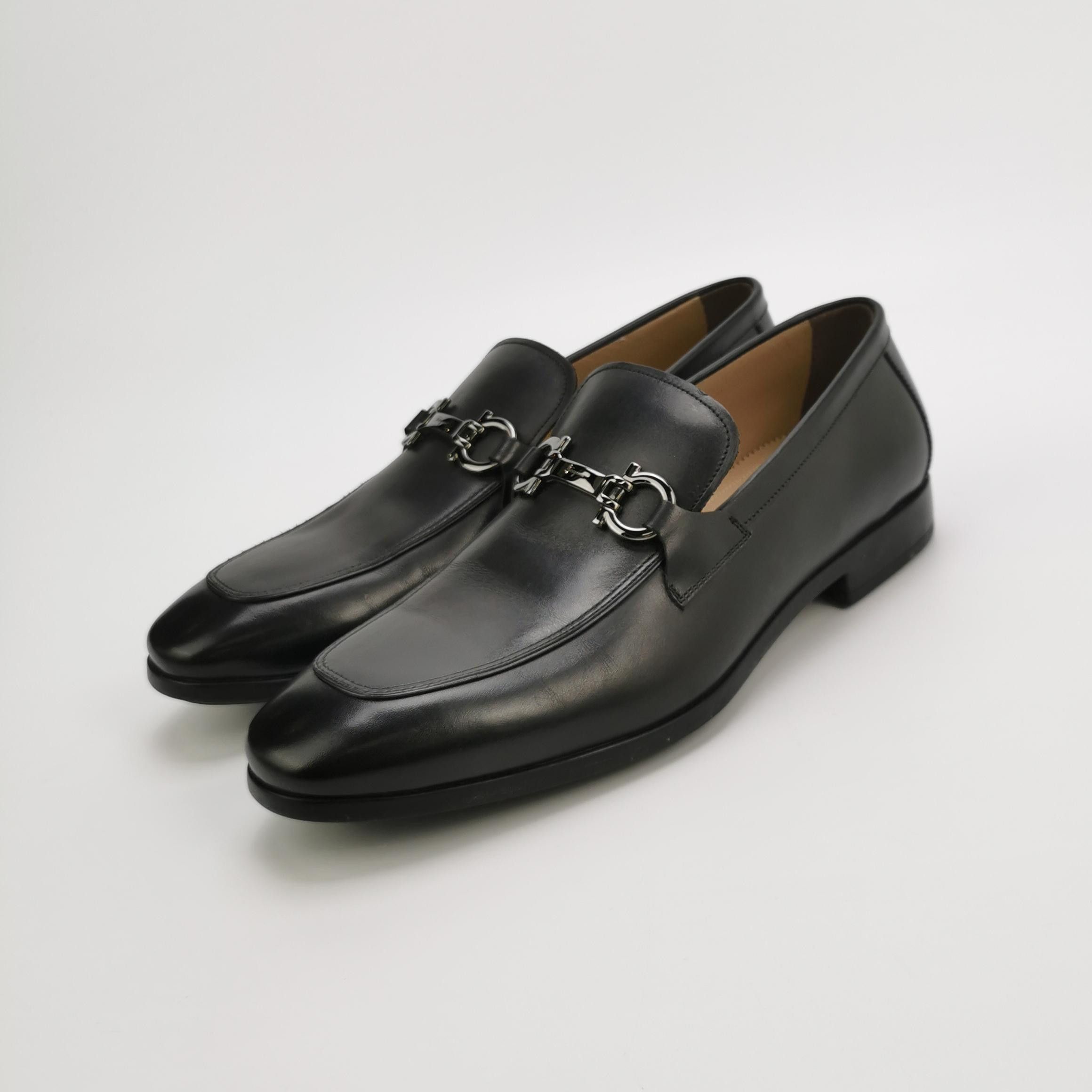Salvatore Ferragamo Salvatore Ferragamo Gancini Leather Loafers 43.5 Size US 10 / EU 43 - 3 Thumbnail