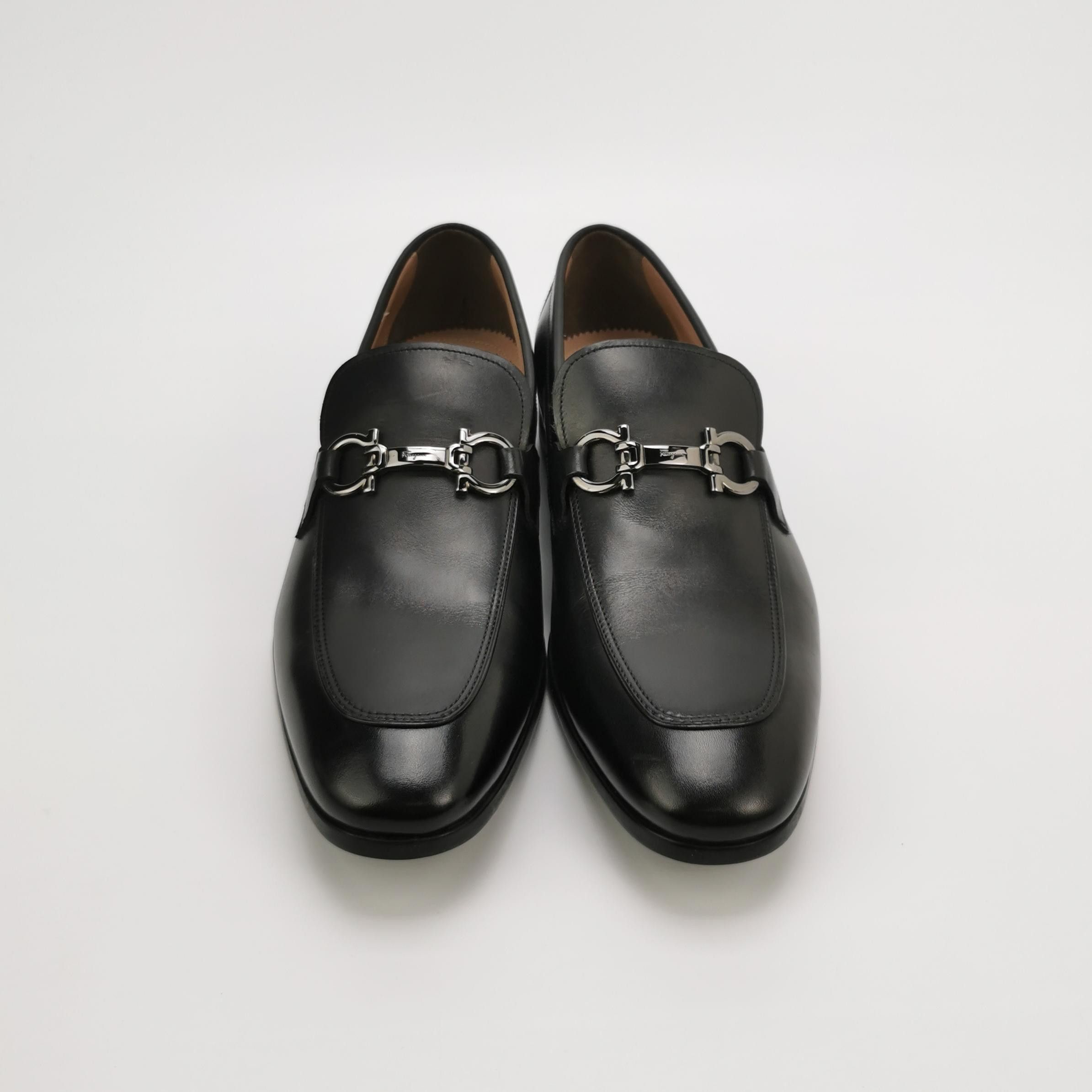 Salvatore Ferragamo Salvatore Ferragamo Gancini Leather Loafers 43.5 Size US 10 / EU 43 - 4 Thumbnail