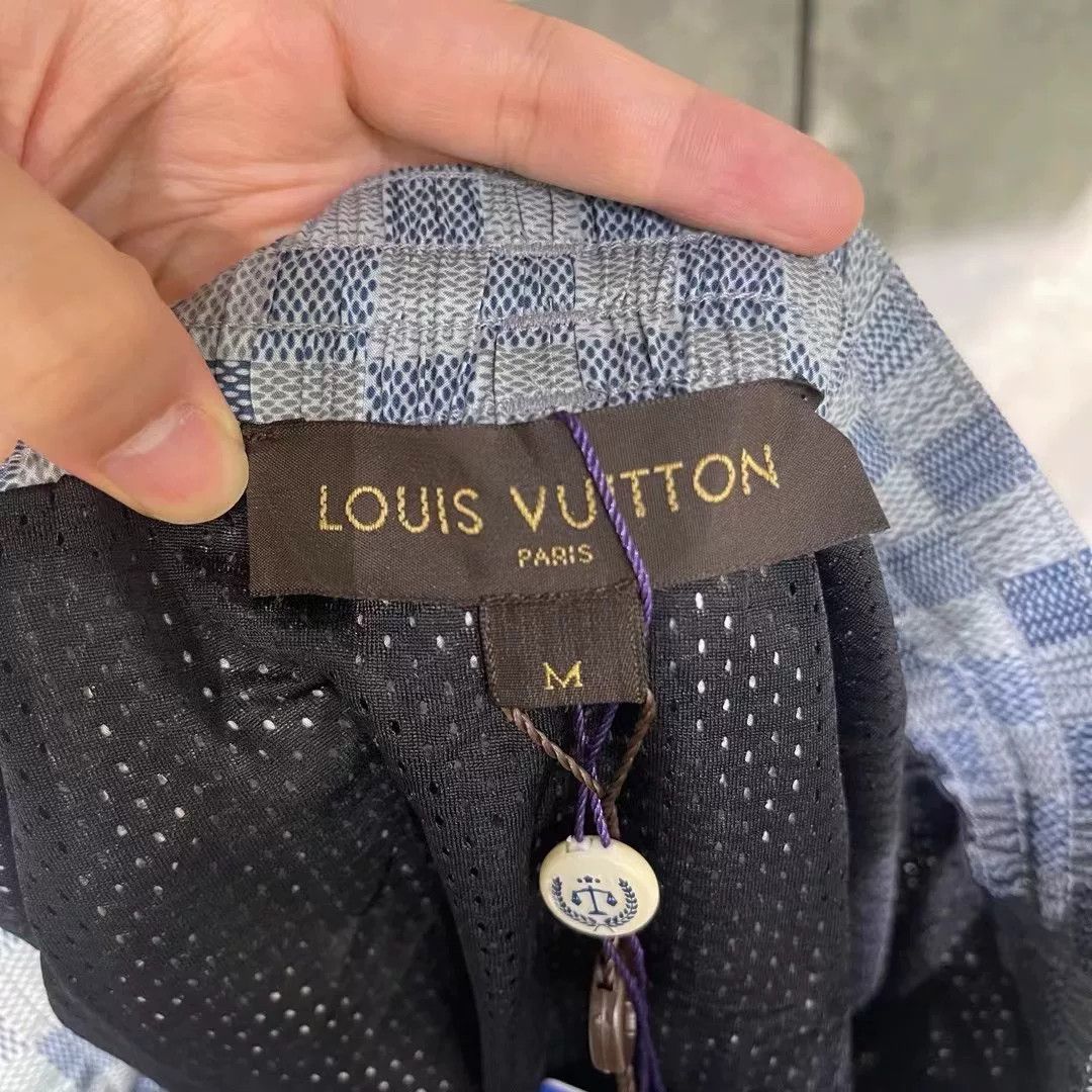 Louis Vuitton Louis Vuitton Checkered Gold Casual Pants 32 Men Size US 32 / EU 48 - 4 Thumbnail