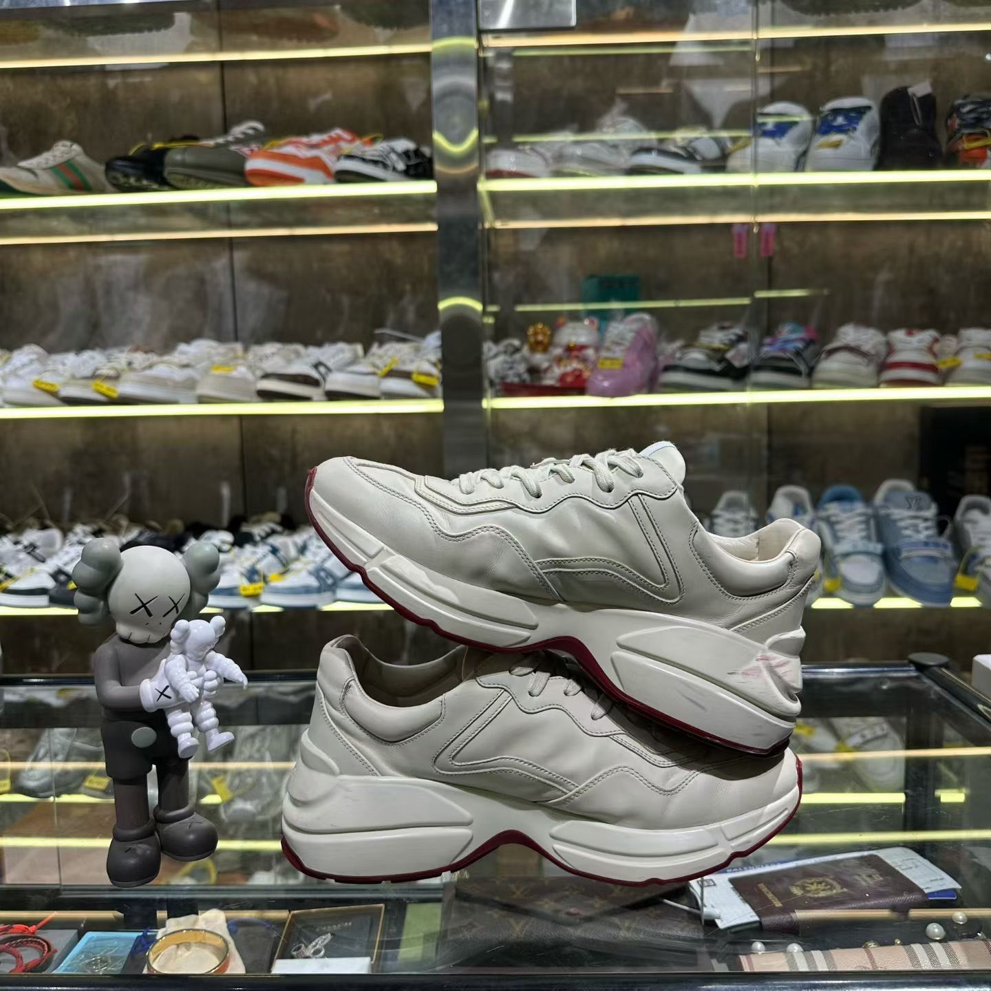 Gucci Gucci Red Lowtop Sneakers 8.5 Men Size US 8.5 / EU 41-42 - 6 Thumbnail