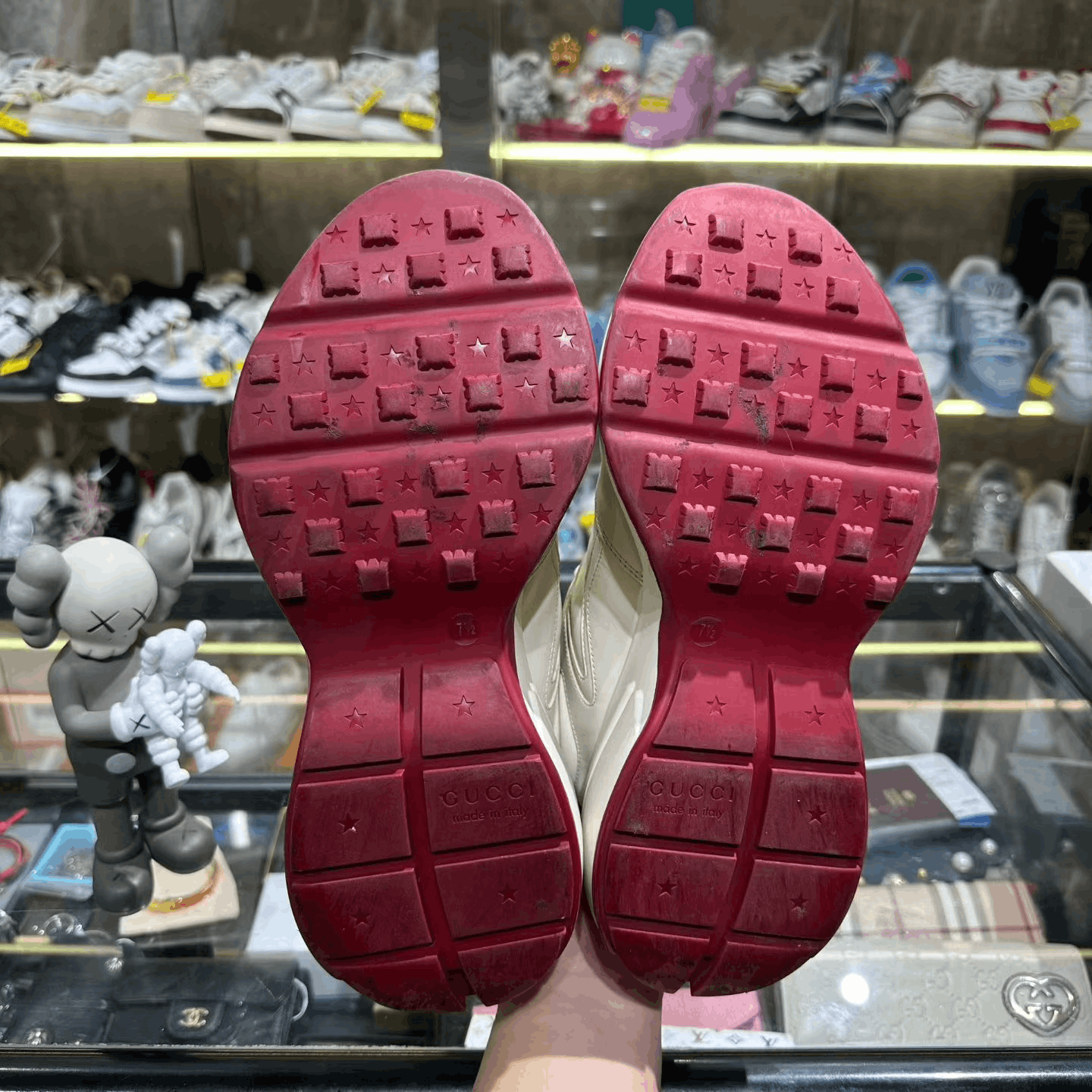 Gucci Gucci Red Lowtop Sneakers 8.5 Men Size US 8.5 / EU 41-42 - 4 Thumbnail