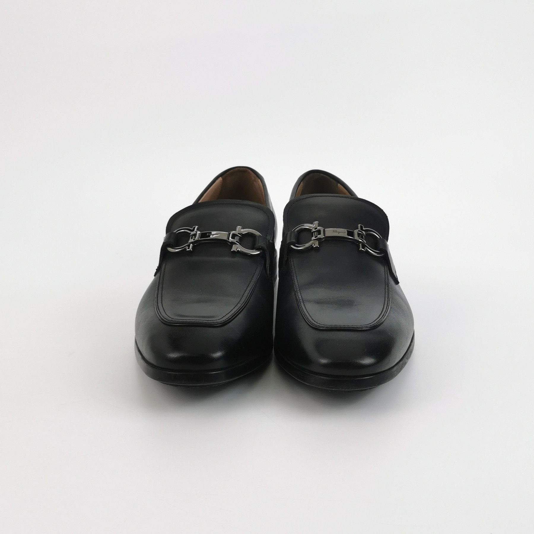 Salvatore Ferragamo Salvatore Ferragamo Gancini Leather Loafers 43.5 Size US 10 / EU 43 - 4 Thumbnail