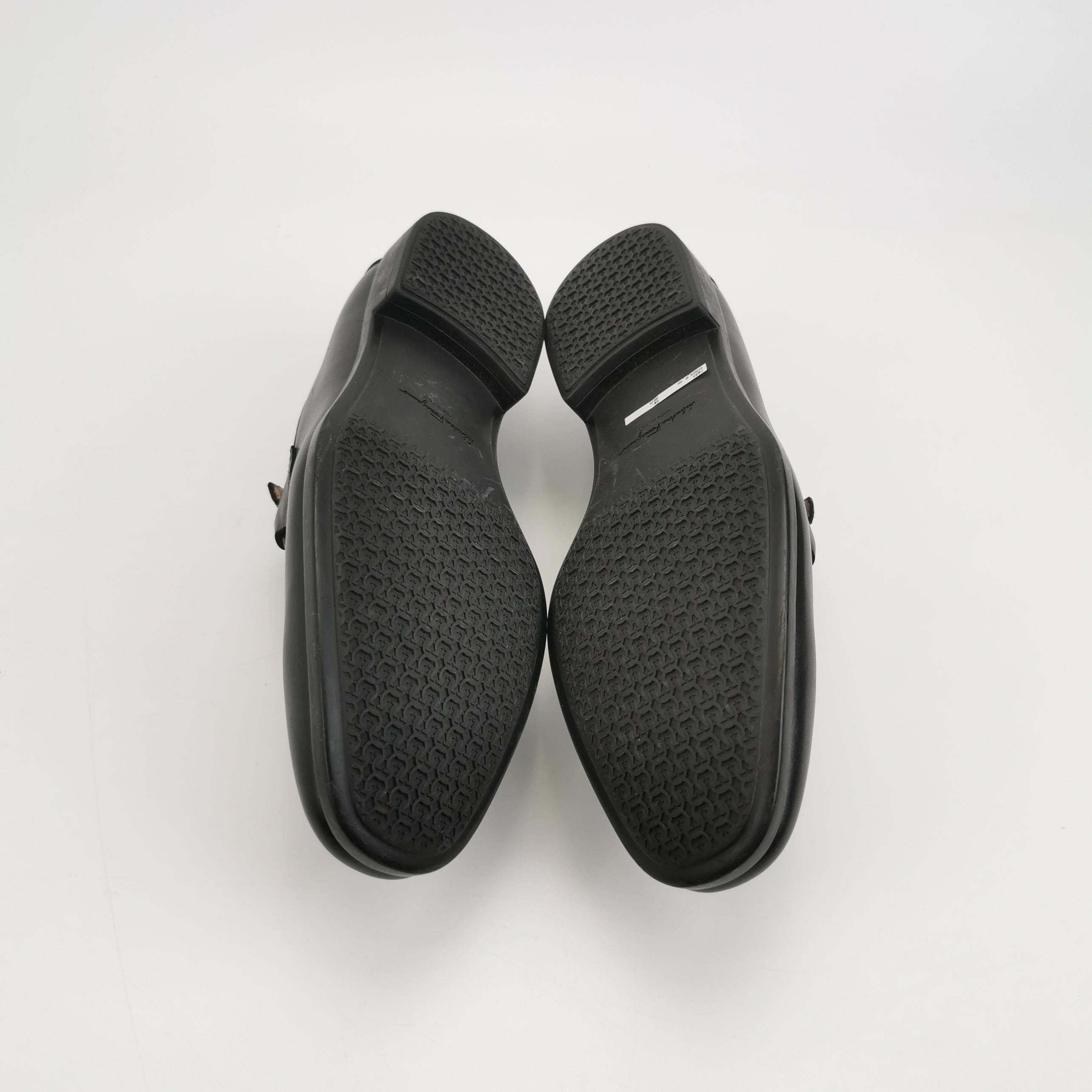 Salvatore Ferragamo Salvatore Ferragamo Gancini Leather Loafers Size 44 Size US 11 / EU 44 - 6 Thumbnail
