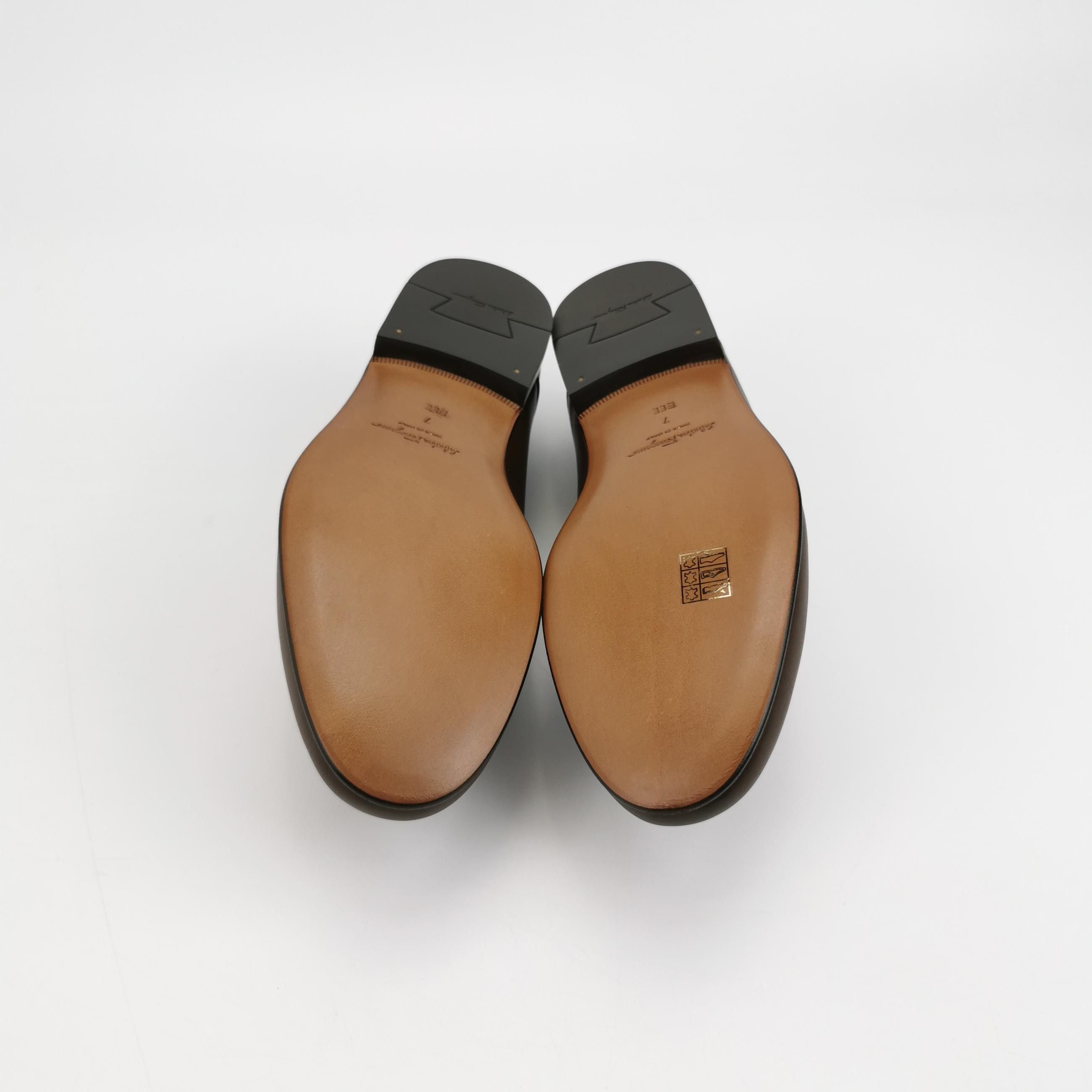 Salvatore Ferragamo Salvatore Ferragamo Gancini Leather Bit Loafers 7 Size US 8 / EU 41 - 6 Thumbnail