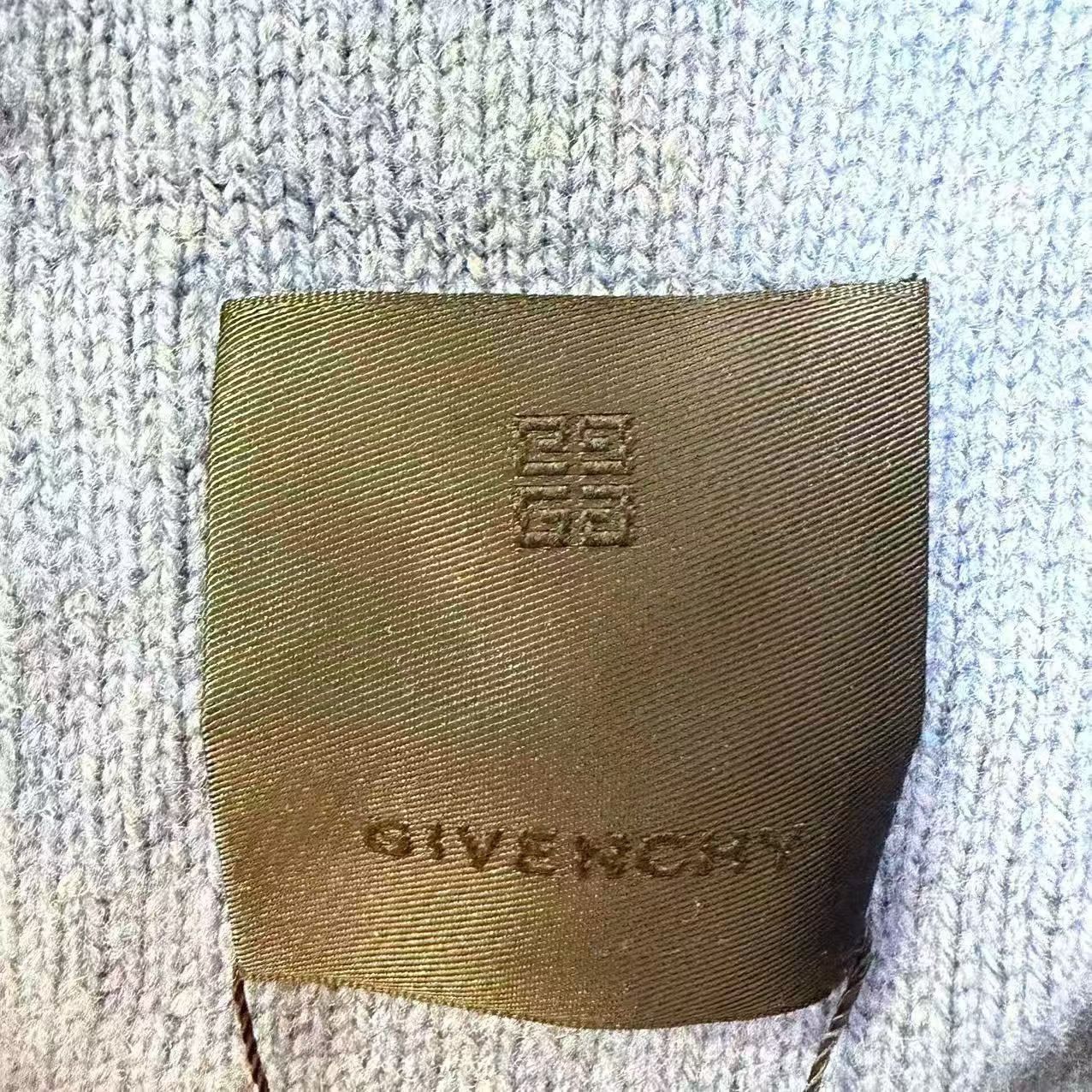 Givenchy Givenchy Wool Graphic Blue Sweater m Men Size US M / EU 48-50 / 2 - 5 Thumbnail